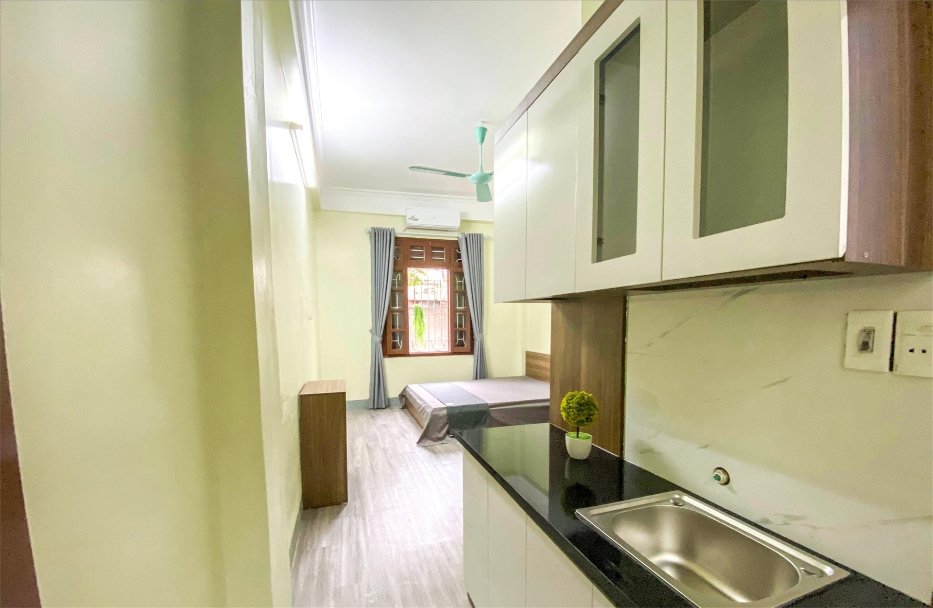 Phòng trọ Studio 25m2 tại RenHouse Dịch Vọng Hậu - Cầu Giấy - Phòng bếp
