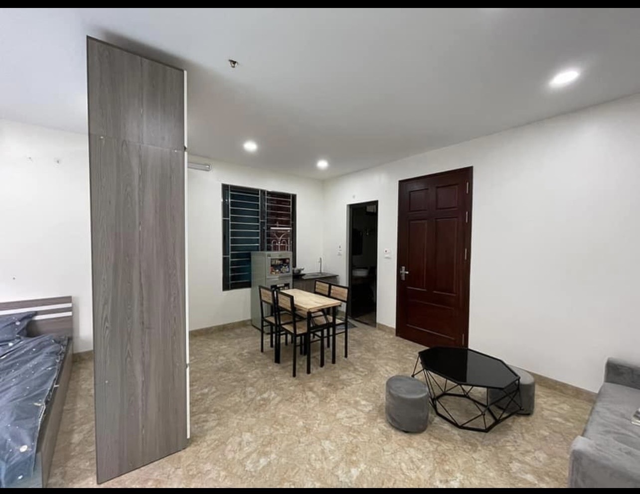 Phòng trọ Studio 35m2 tại TC Home Trần Quốc Vượng - Cầu Giấy - Phòng khách