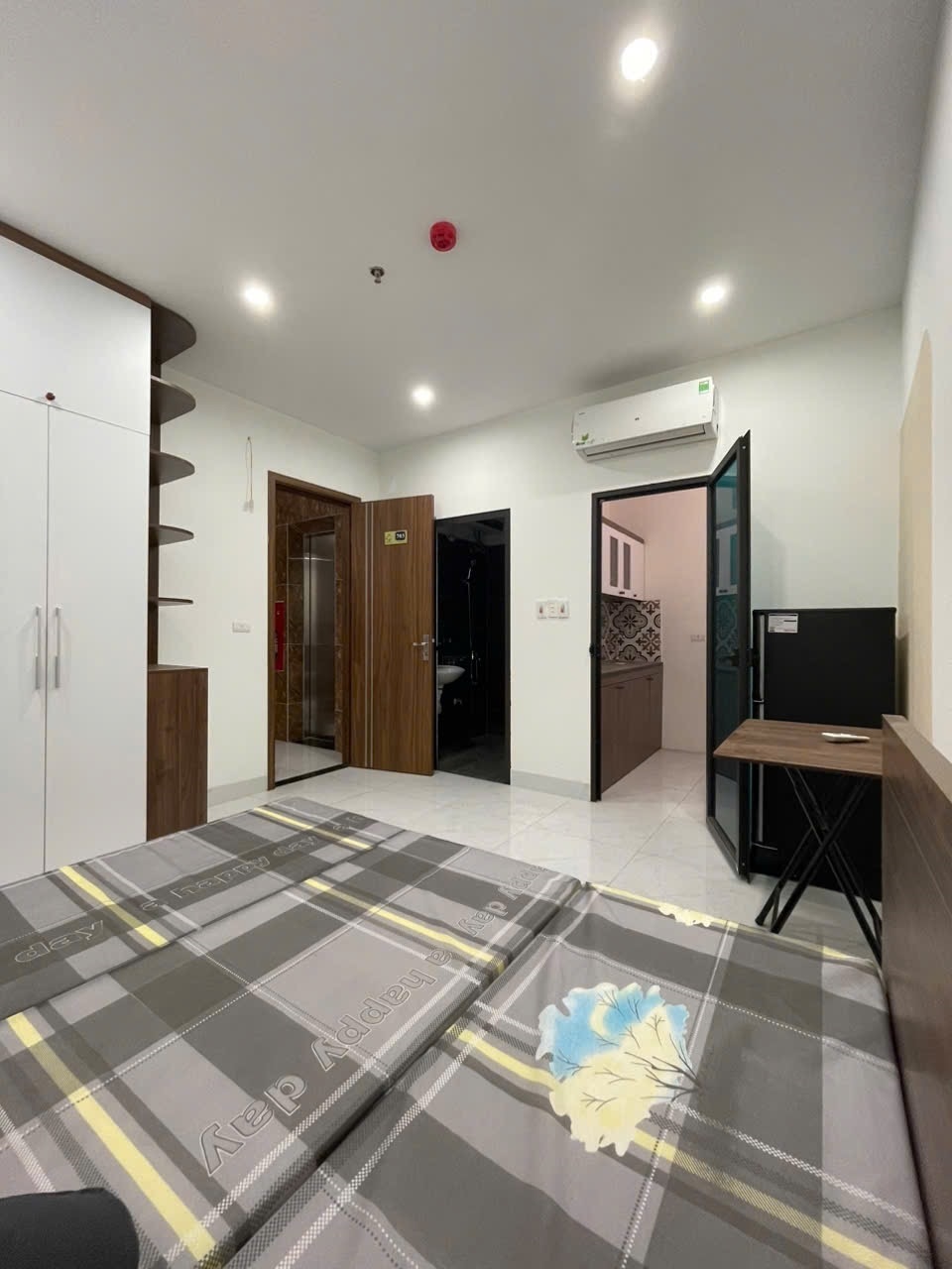 Phòng trọ AM House Mễ Trì Thượng - Nam Từ Liêm - Phòng (*)