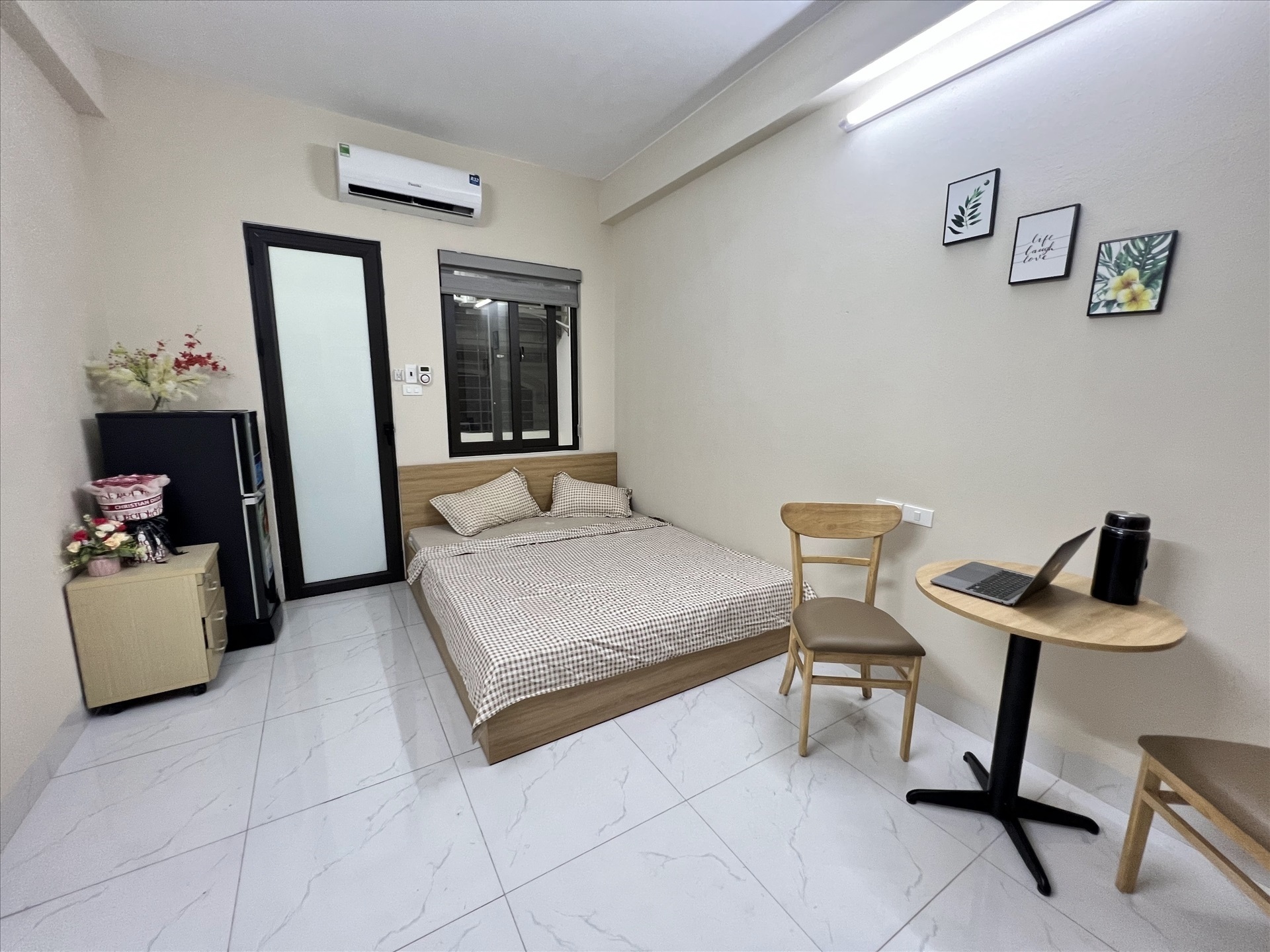 Phòng trọ Studio 25m2 tại AT Home Trung Kính - Cầu Giấy - Phòng ngủ
