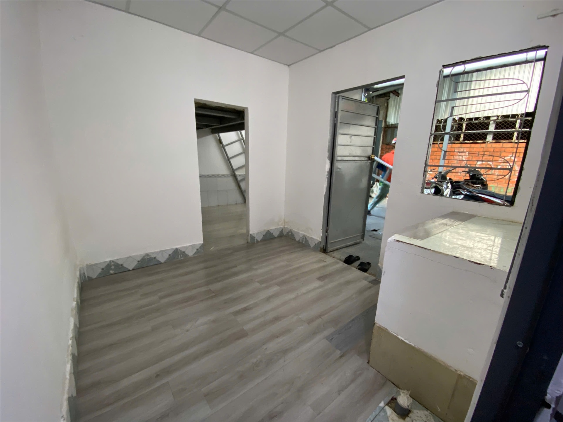 Phòng trọ DHCT House Trung Mỹ Tây - Quận 12 - Phòng (*)