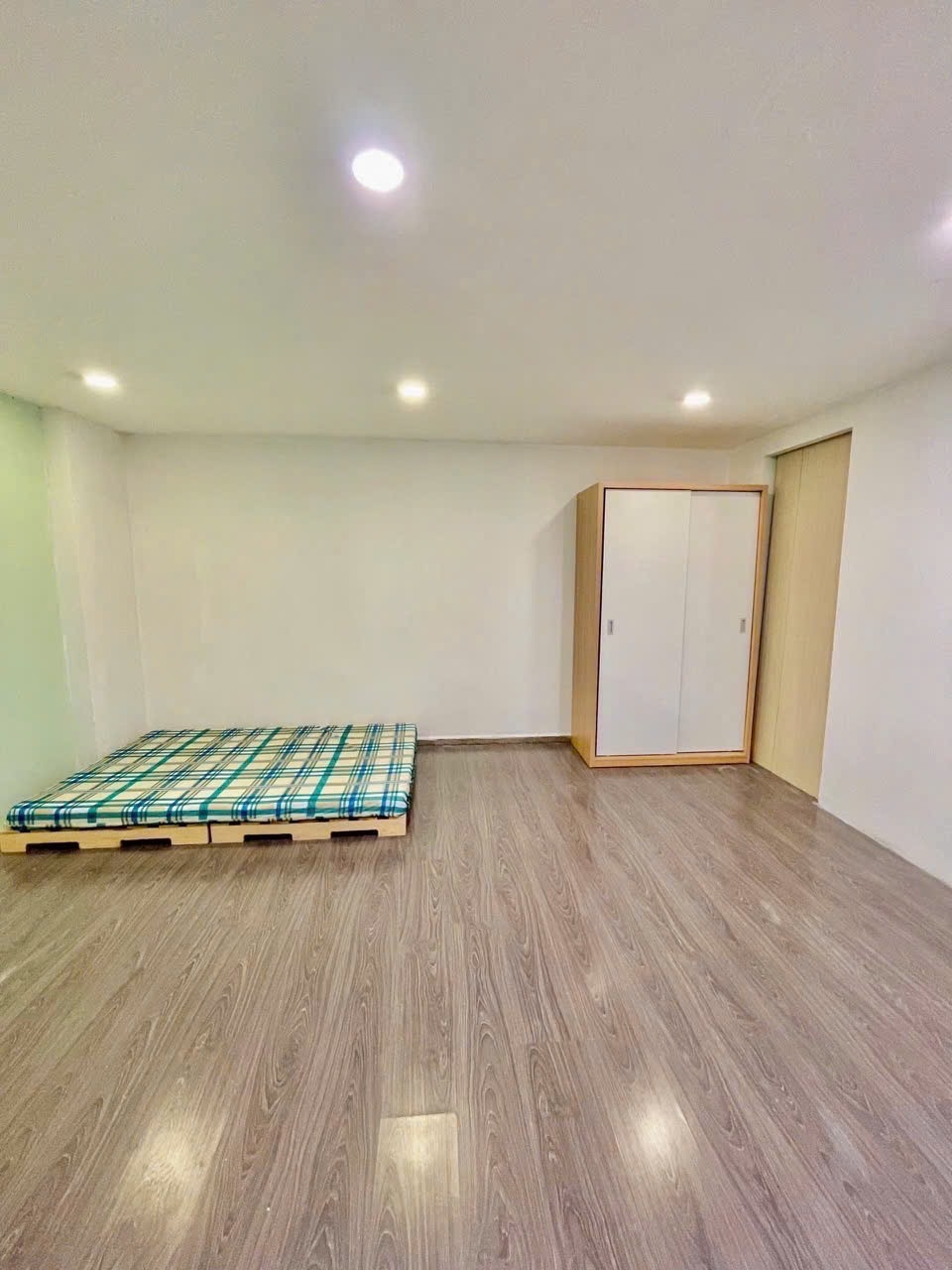 Phòng trọ AB House Bạch Đằng - Tân Bình - Phòng (*)