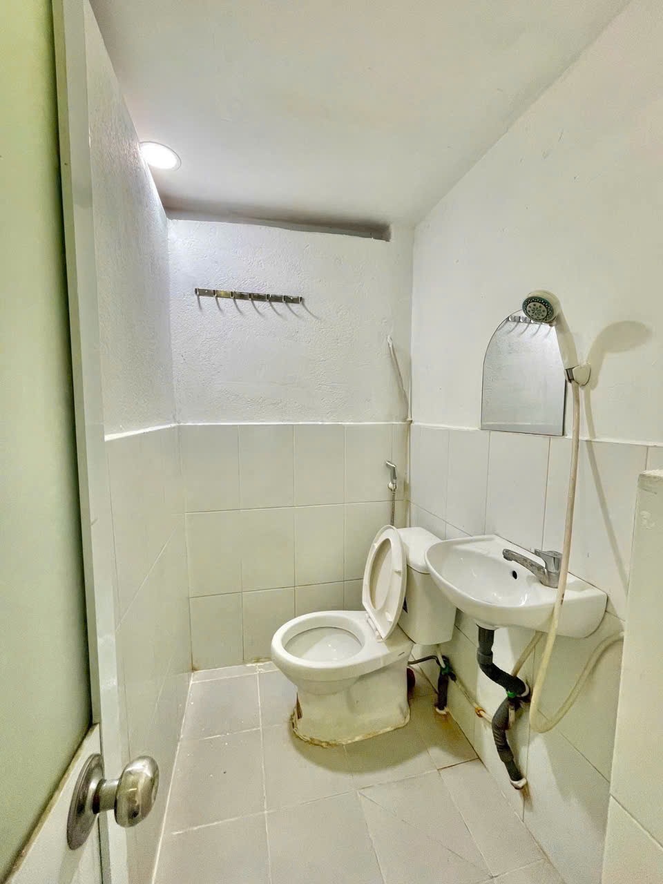 Phòng trọ 2 Phòng ngủ 70m2 tại AB House Bạch Đằng - Tân Bình - Phòng tắm