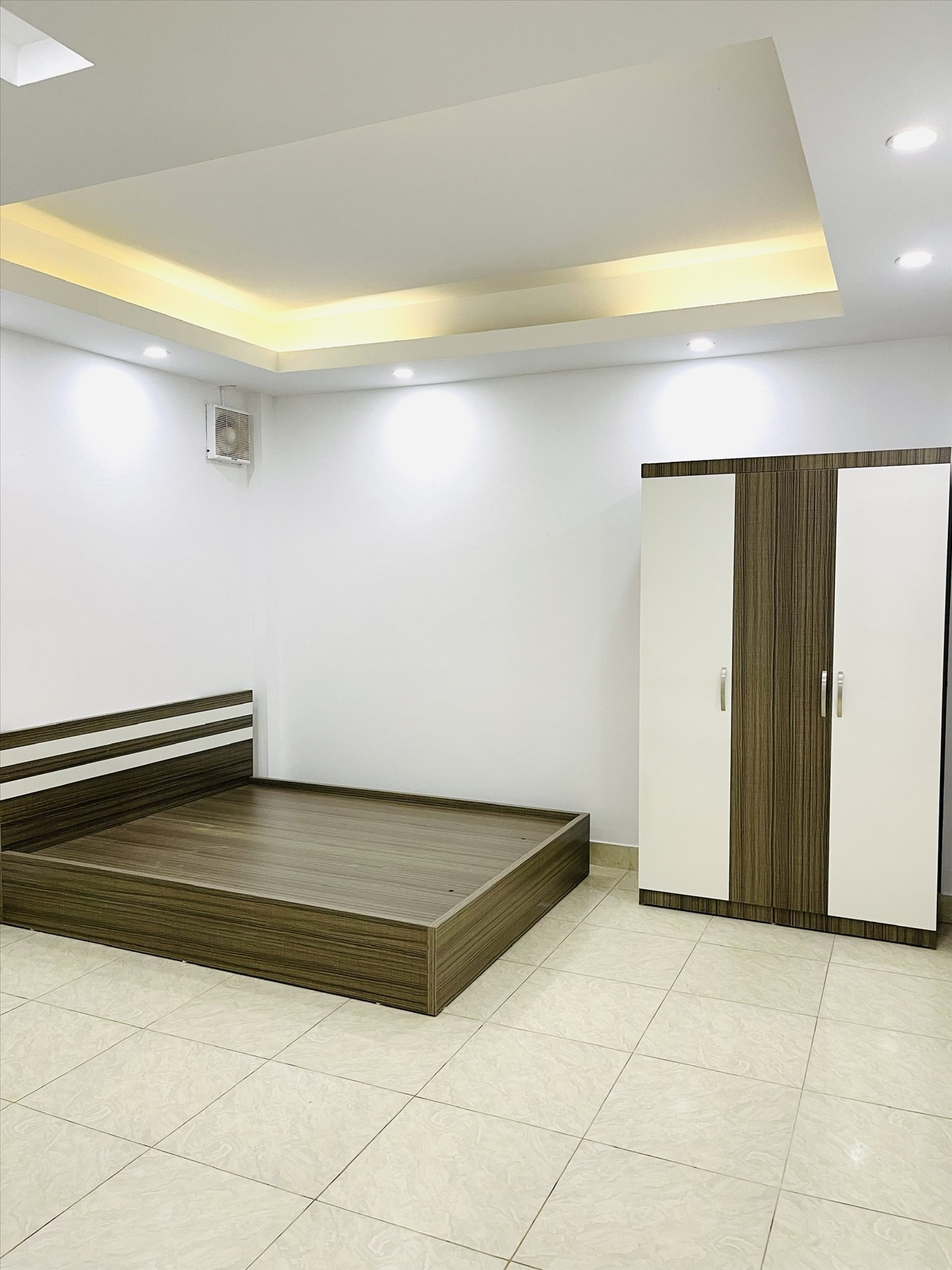 Phòng trọ TT House 2 Dịch Vọng - Cầu Giấy - Phòng (*)