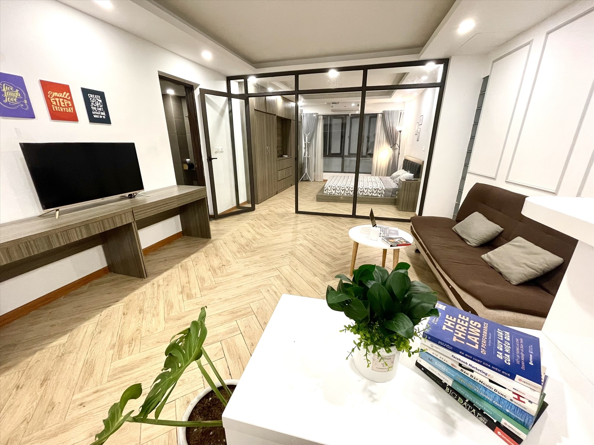 Phòng trọ Airstay Yên Hoa - Tây Hồ - Phòng (*)