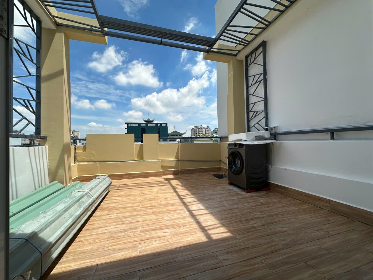 Phòng trọ 1 Phòng ngủ 30m2 tại ĐH Home Lê Văn Sỹ - Phú Nhuận - Ban công