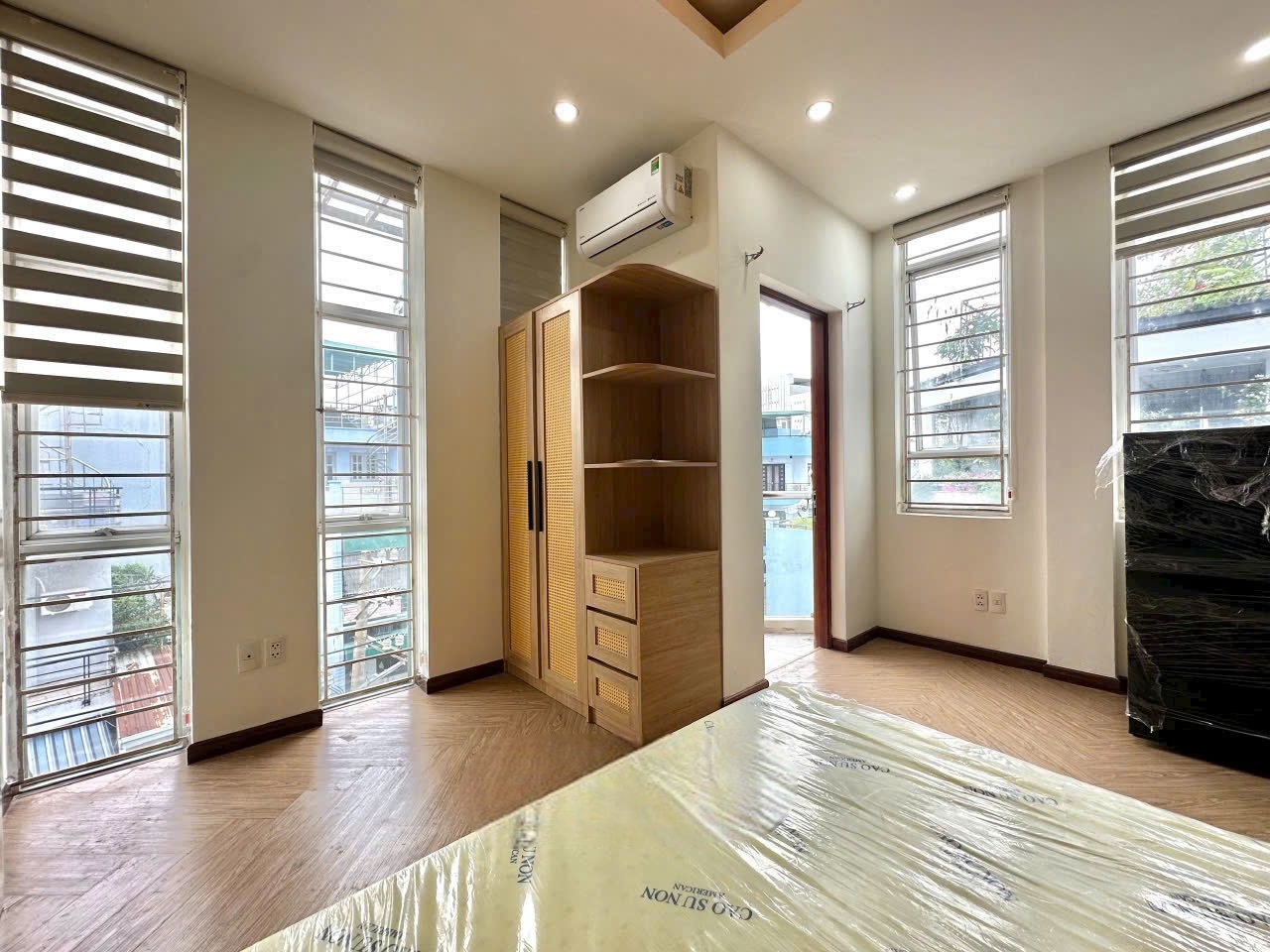 Phòng trọ 1 Phòng ngủ 35m2 tại AT House Nguyễn Thượng Hiền - Phú Nhuận - Phòng khách