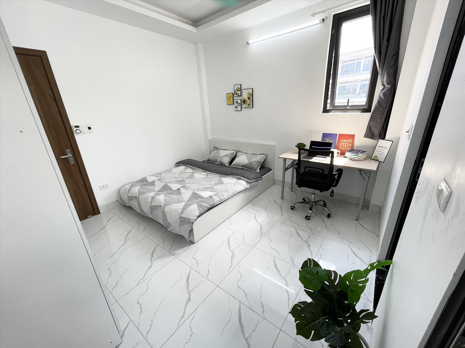 Phòng trọ Airstay Lê Thanh Nghị - Hai Bà Trưng - Phòng (*)