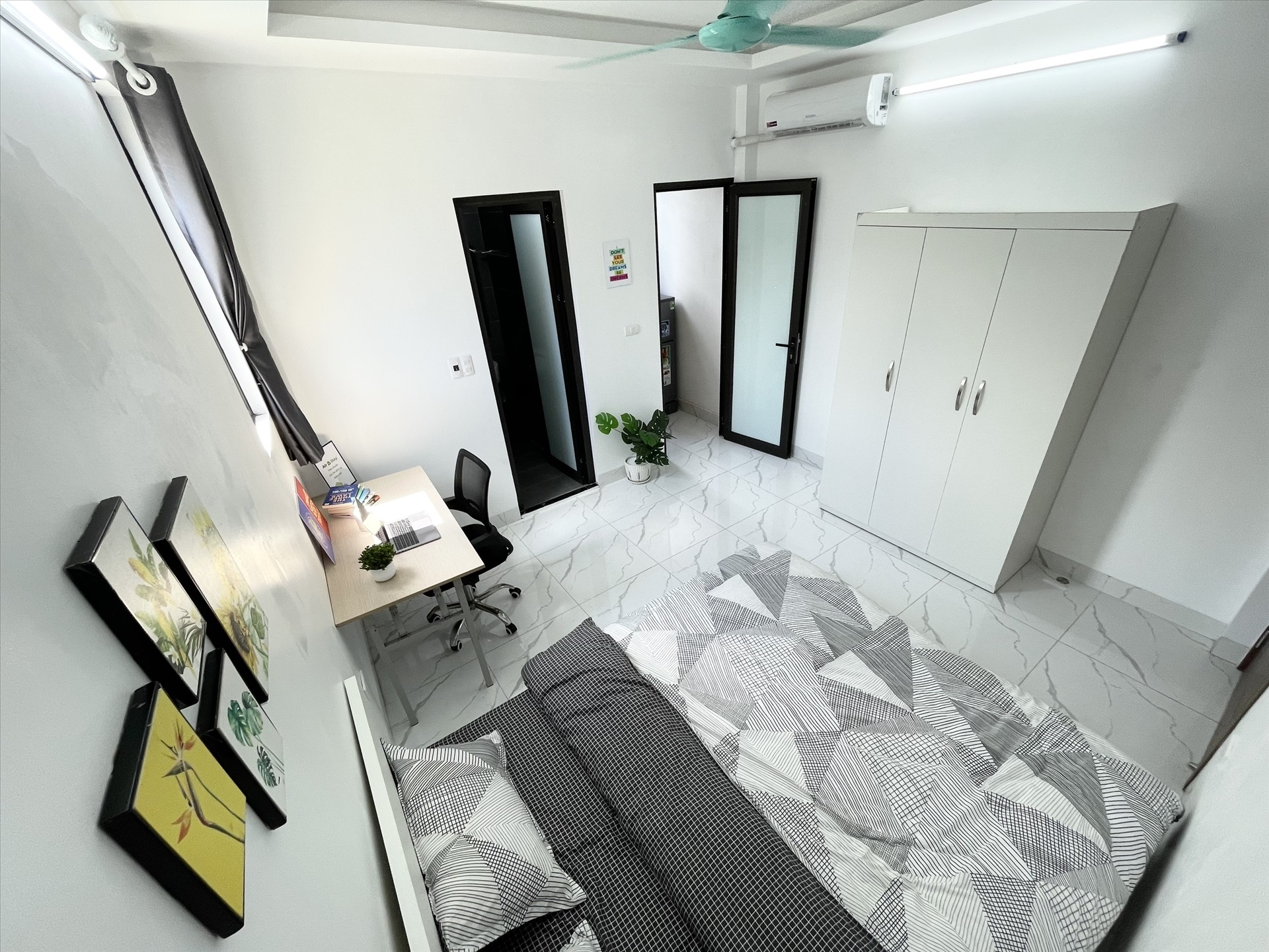 Phòng trọ Airstay Lê Thanh Nghị - Hai Bà Trưng - Phòng (*)