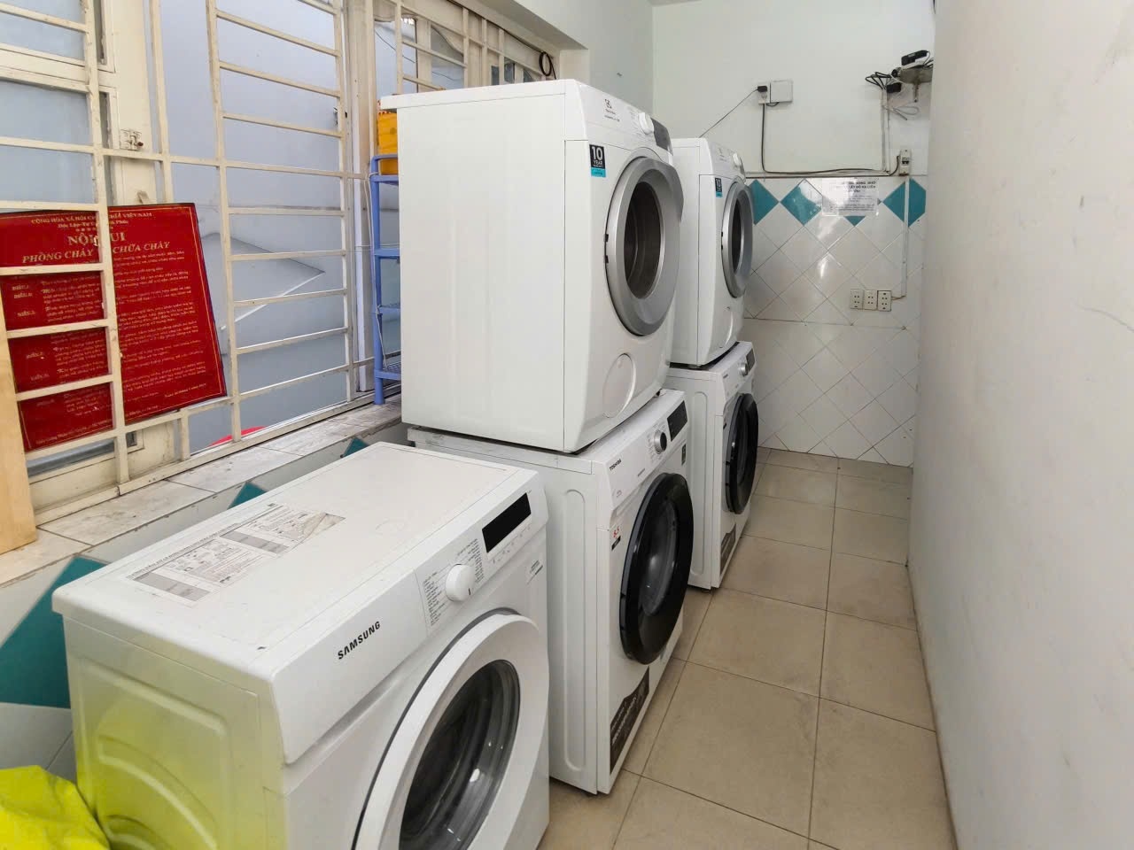 Phòng trọ SHouse Bàn Cờ - Quận 3 - Khu giặt chung