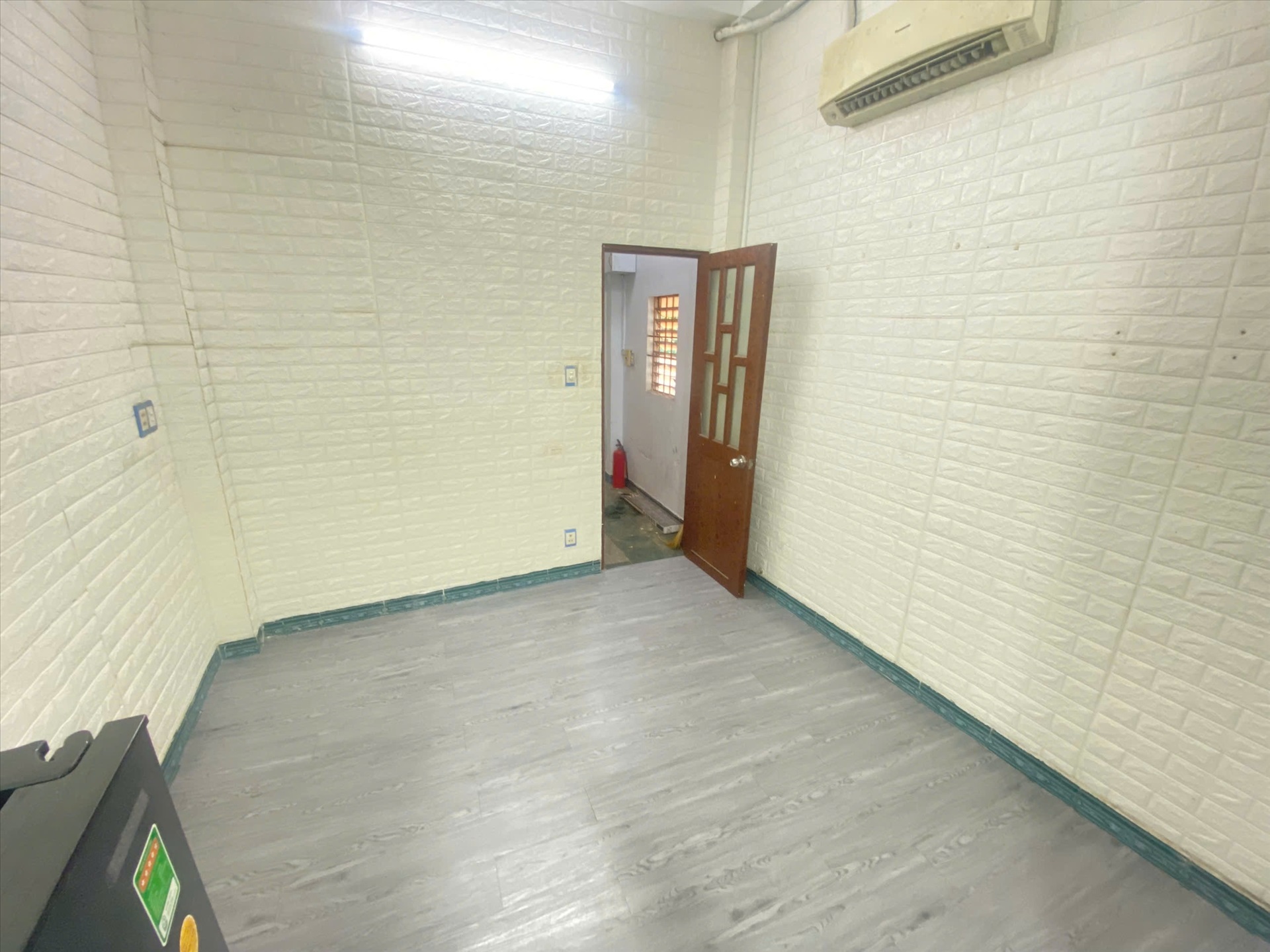 Phòng trọ AK Home Nguyễn Đình Chiểu - Quận 3 - Phòng (*)