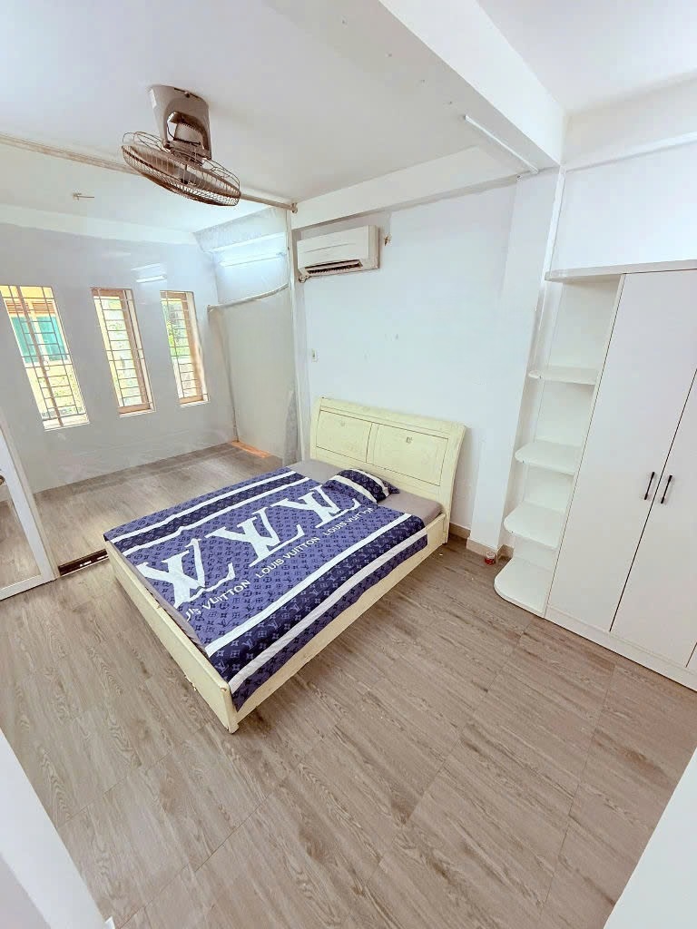 Phòng trọ LinLiu Home Nguyễn Thiện Thuật - Quận 3
