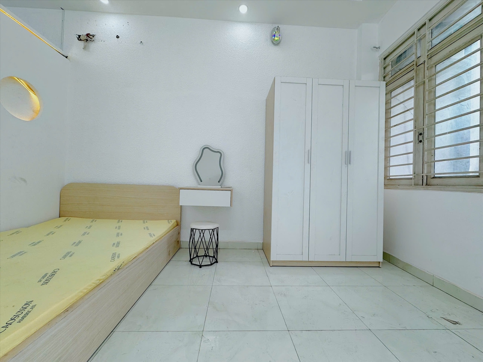 Phòng trọ UD House Cách Mạng Tháng Tám - Tân Bình - Phòng (*)