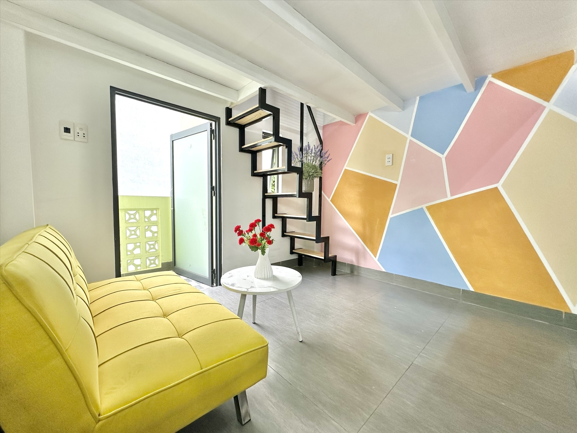 Phòng trọ Duplex 25m2 tại CQ Home Đường số 11 - Thủ Đức - Phòng khách