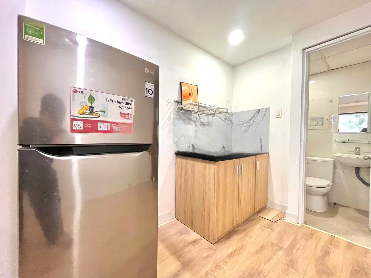 Phòng trọ HT Home Đường số 9 - Quận 7 - Phòng (*)