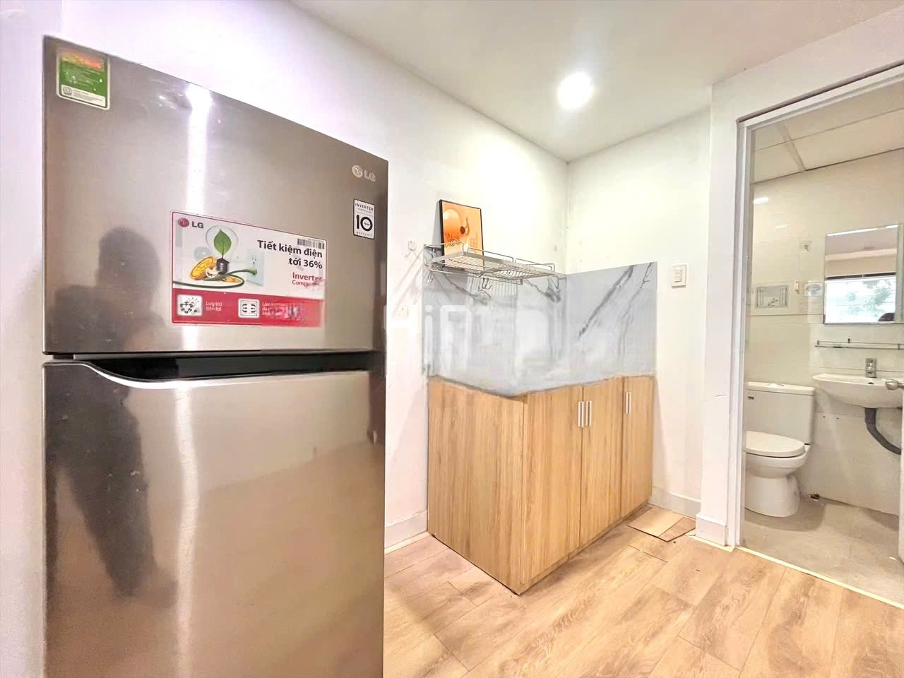 Phòng trọ Studio 25m2 tại HT Home Đường số 9 - Quận 7 - Phòng khách