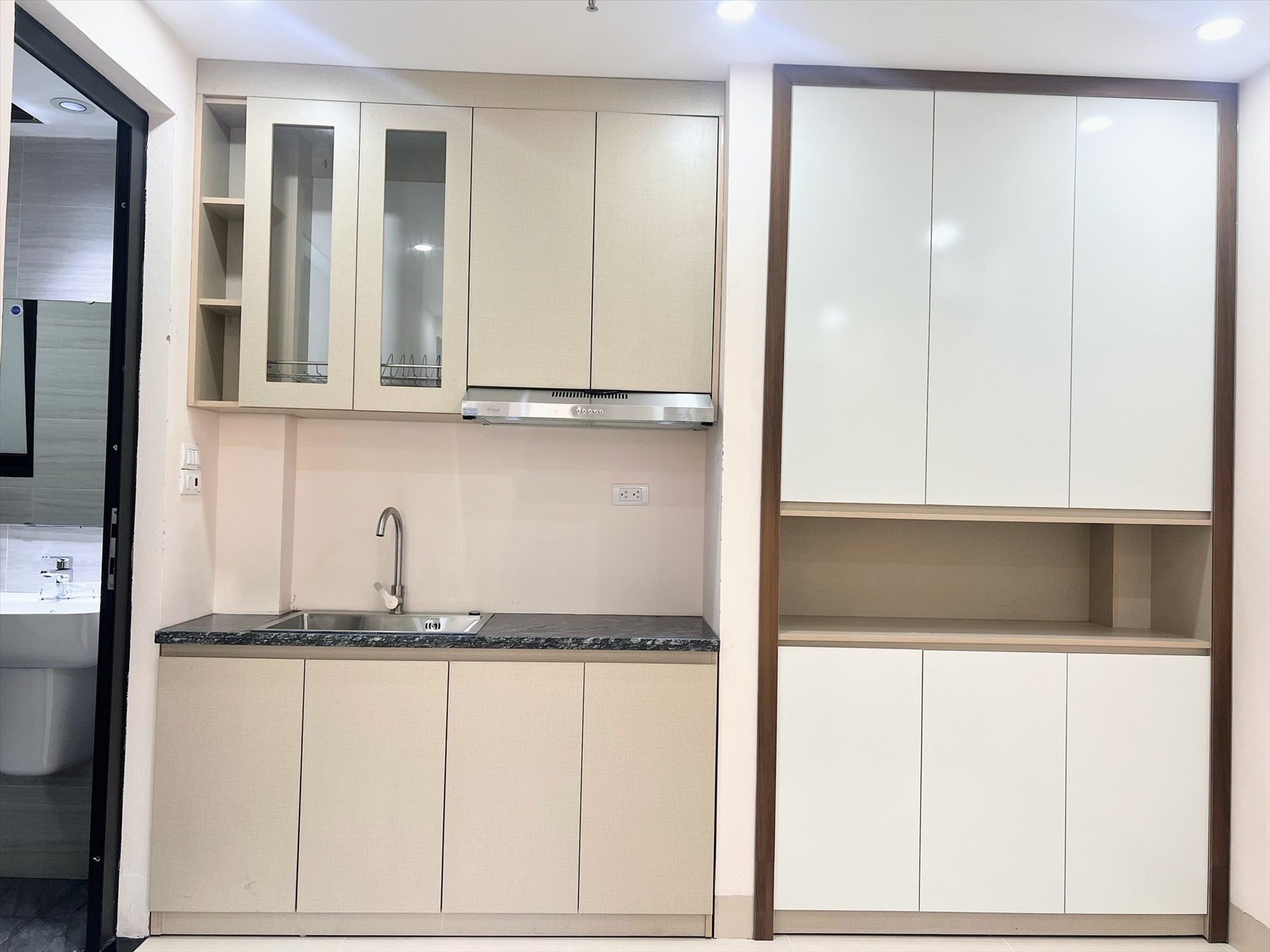 Phòng trọ LN House Trung Kính - Cầu Giấy - Phòng (*)