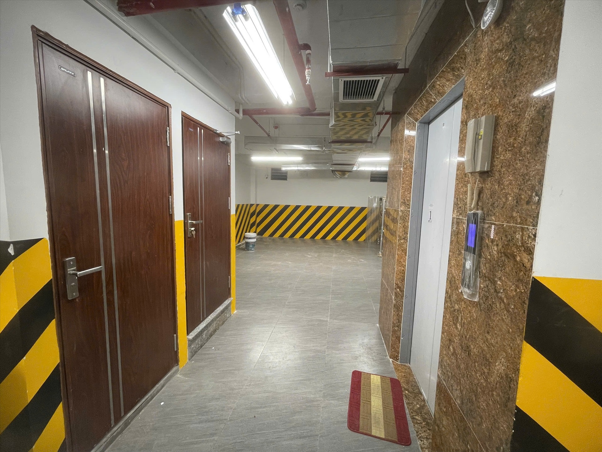 Phòng trọ HM House Định Công Hạ - Hoàng Mai - Khu để xe (*)