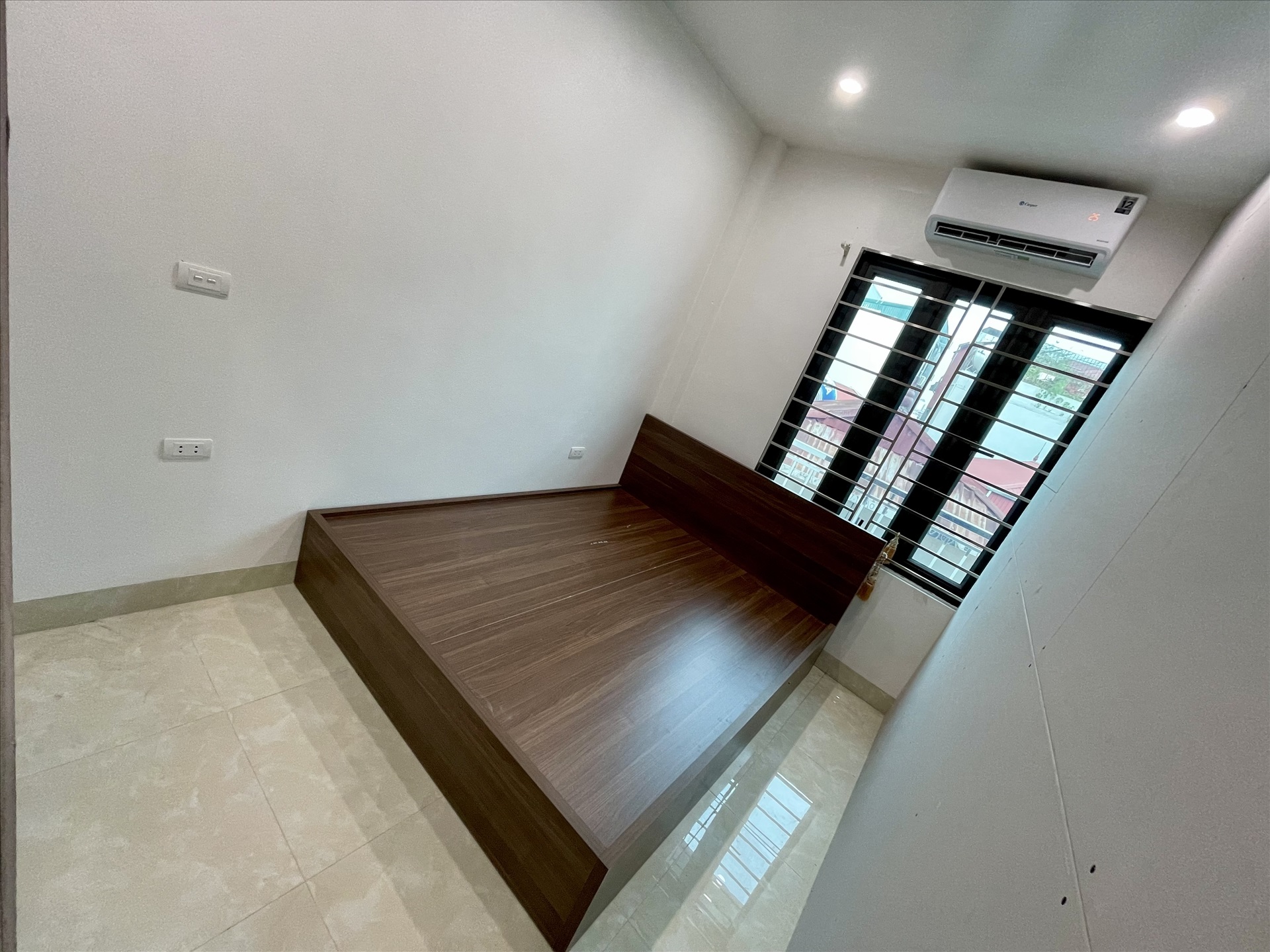 Phòng trọ DH House Bùi Xương Trạch - Thanh Xuân - Phòng (*)