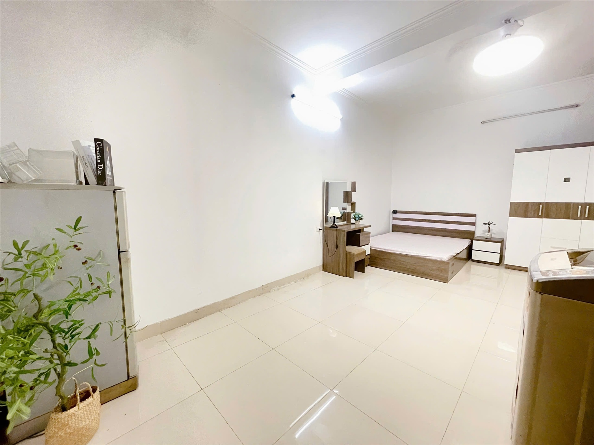 Phòng trọ Studio 35m2 tại Suha Home Trần Thái Tông - Cầu Giấy - Phòng khách