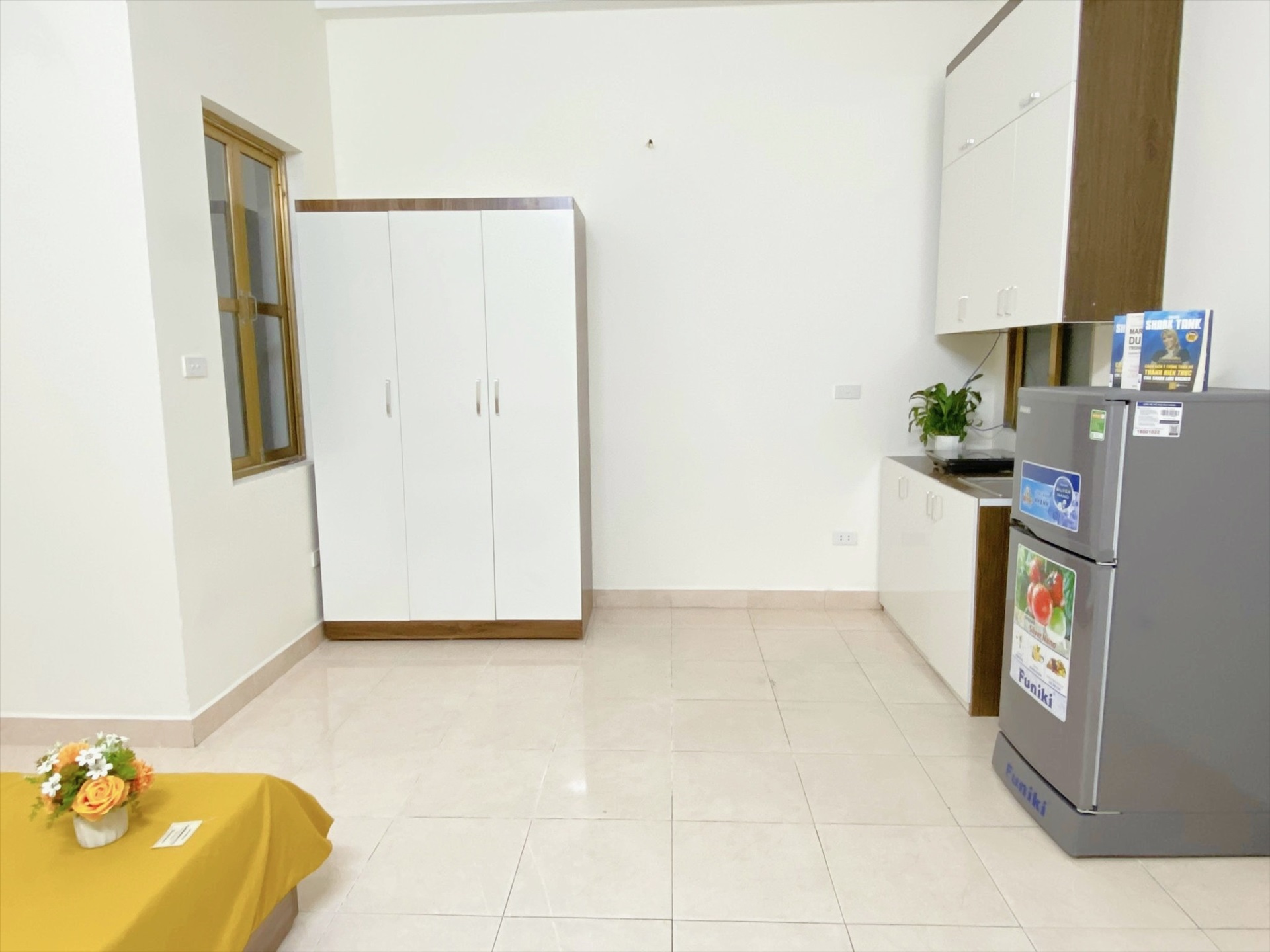 Phòng trọ Studio 25m2 tại Suha Home Nguyễn Khả Trạc - Cầu Giấy - Phòng khách