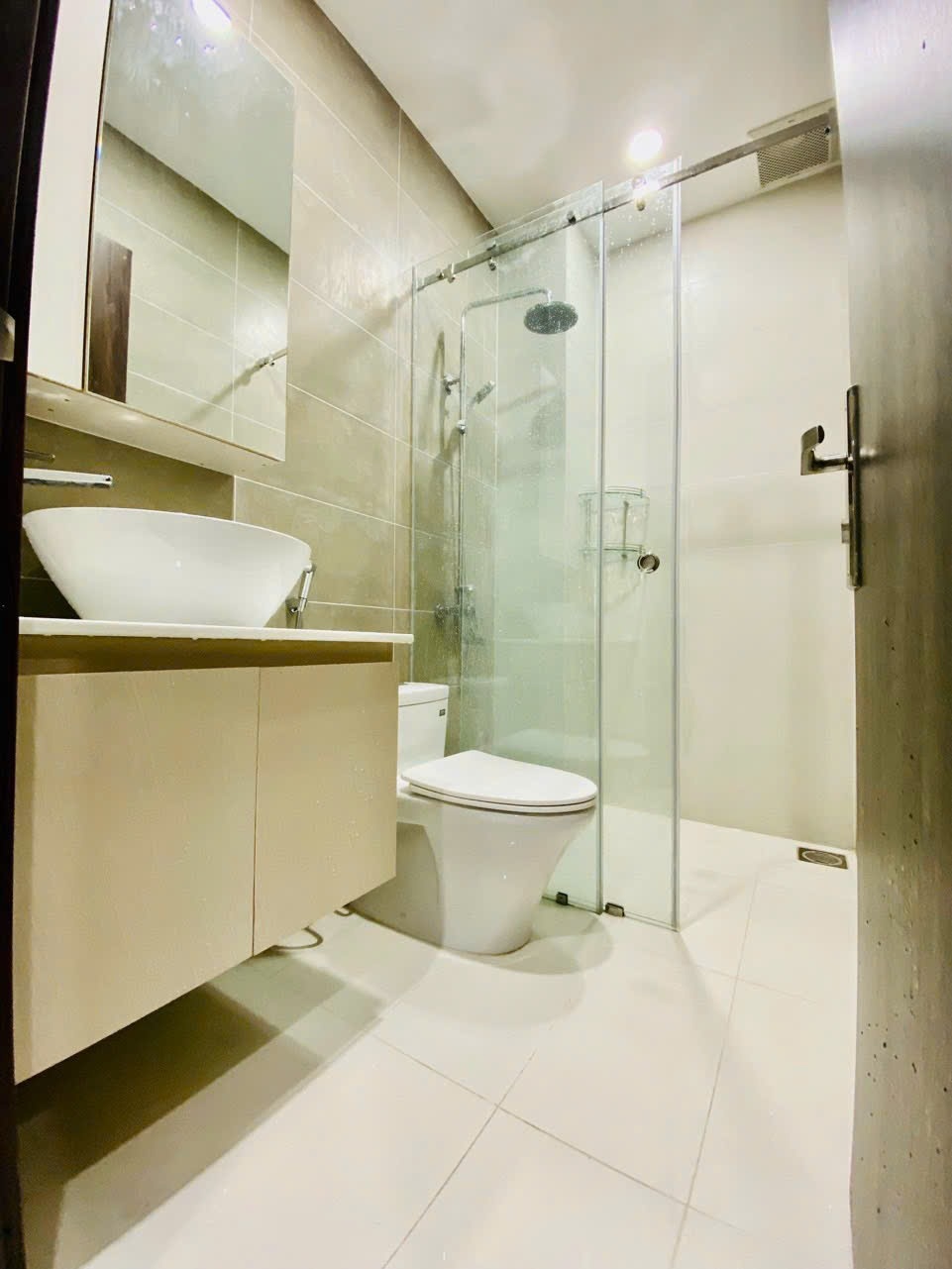 Phòng trọ Studio 25m2 tại Myla Homestay Trường Sa - Phú Nhuận - Phòng tắm