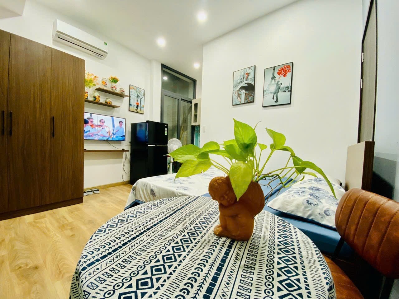 Phòng trọ Studio 25m2 tại Myla Homestay Trường Sa - Phú Nhuận - Phòng khách