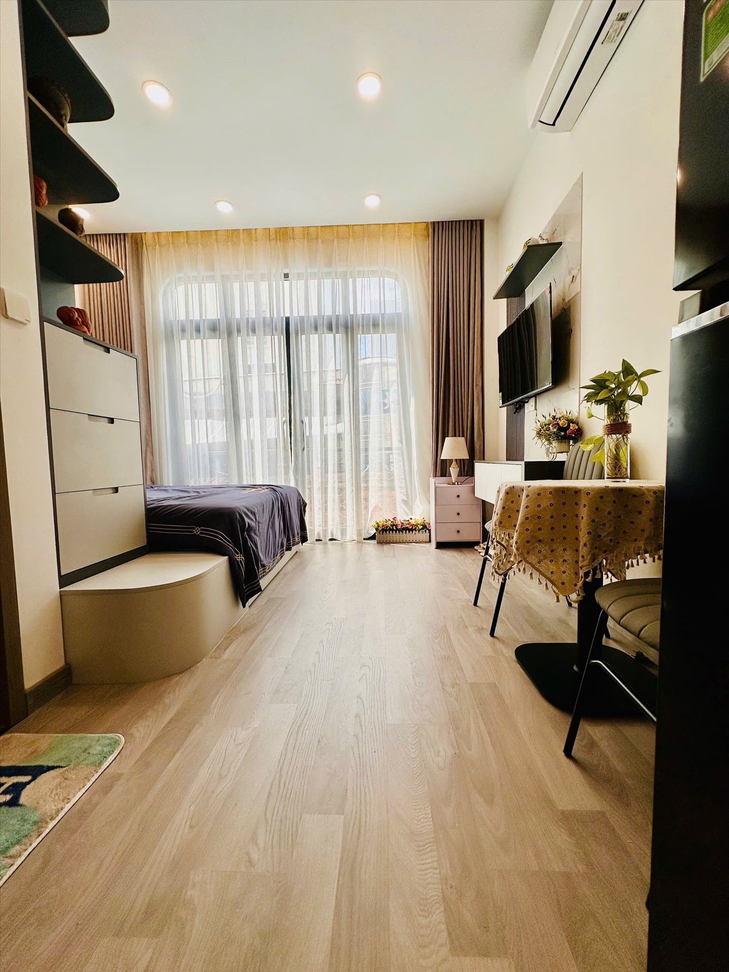 Phòng trọ Studio 25m2 tại Myla Homestay Lê Văn Sỹ - Quận 3 - Phòng khách