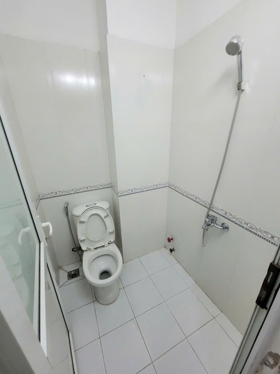 Phòng trọ Studio 25m2 tại NN Home Đường 19 - Quận 2 - Phòng tắm