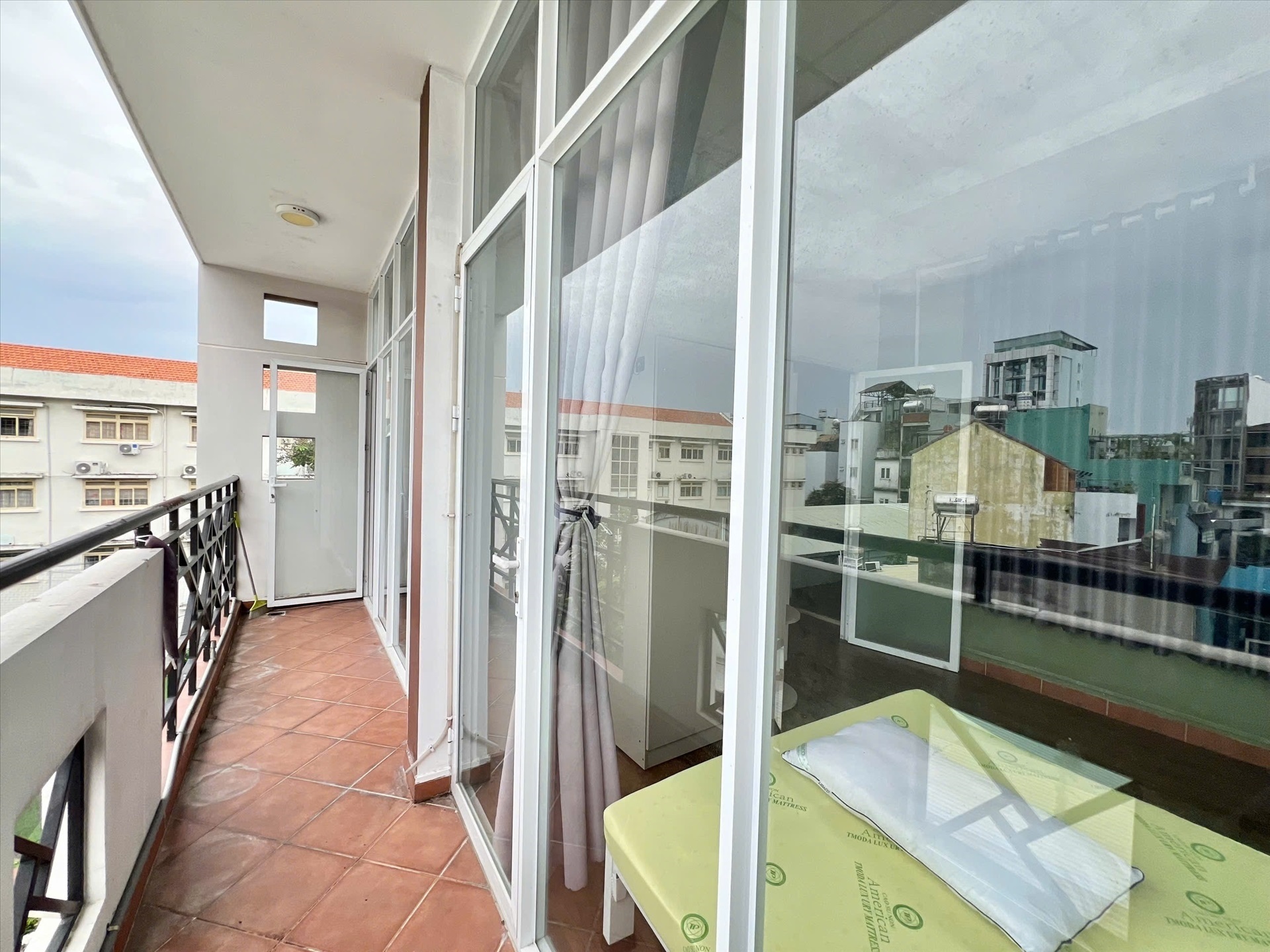 Phòng trọ NT House Lê Văn Sỹ - Quận 3 - Phòng (*)