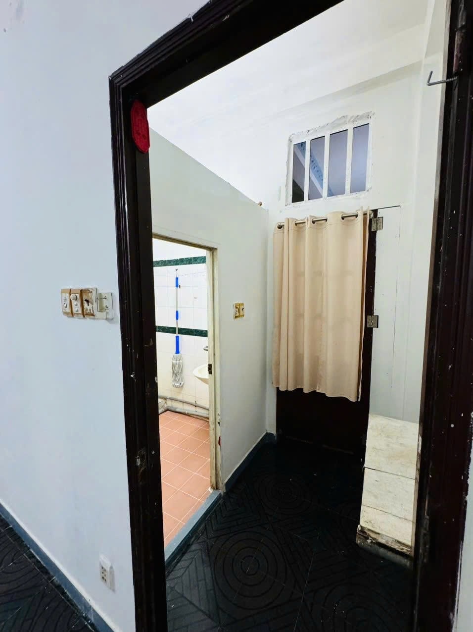 Phòng trọ LH Room Bàu Cát 6 - Tân Bình - Phòng (*)