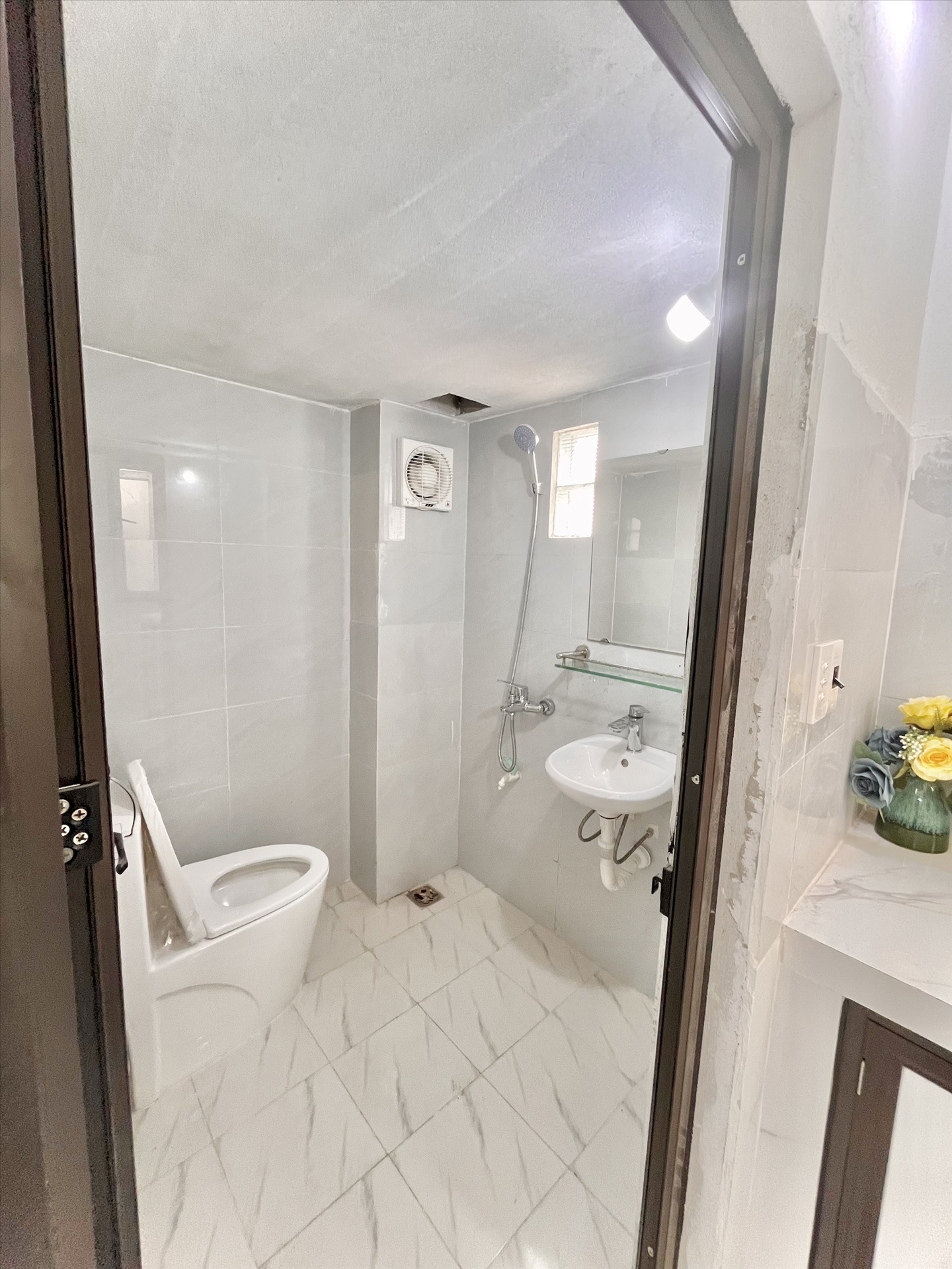 Phòng trọ Studio 25m2 tại Timehouse 2 Cổ Nhuế - Bắc Từ Liêm - Phòng tắm