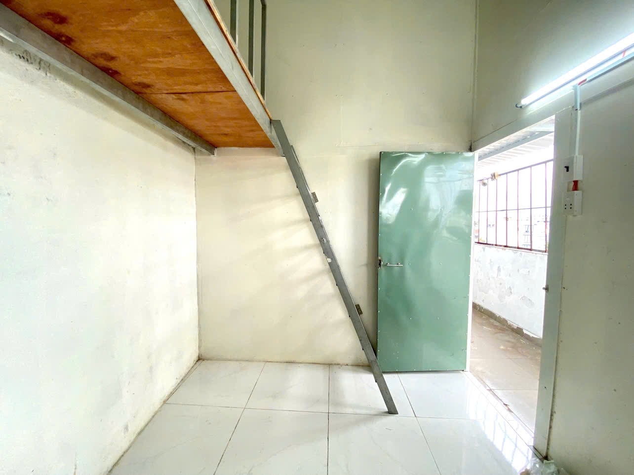Phòng trọ HM Home Cao Văn Ngọc - Tân Phú
