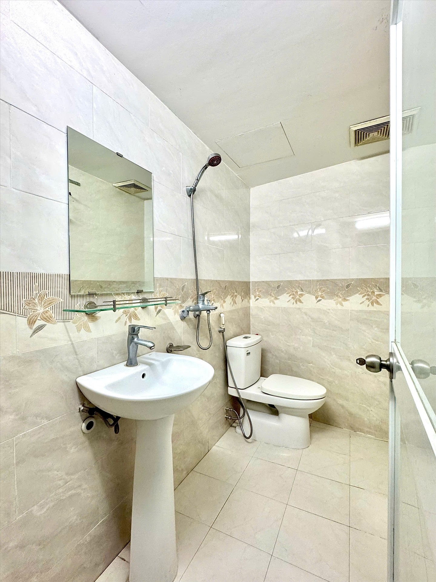 Phòng trọ 1 Phòng ngủ 60m2 tại VM Home Đình Thôn - Nam Tư Liêm - Phòng tắm