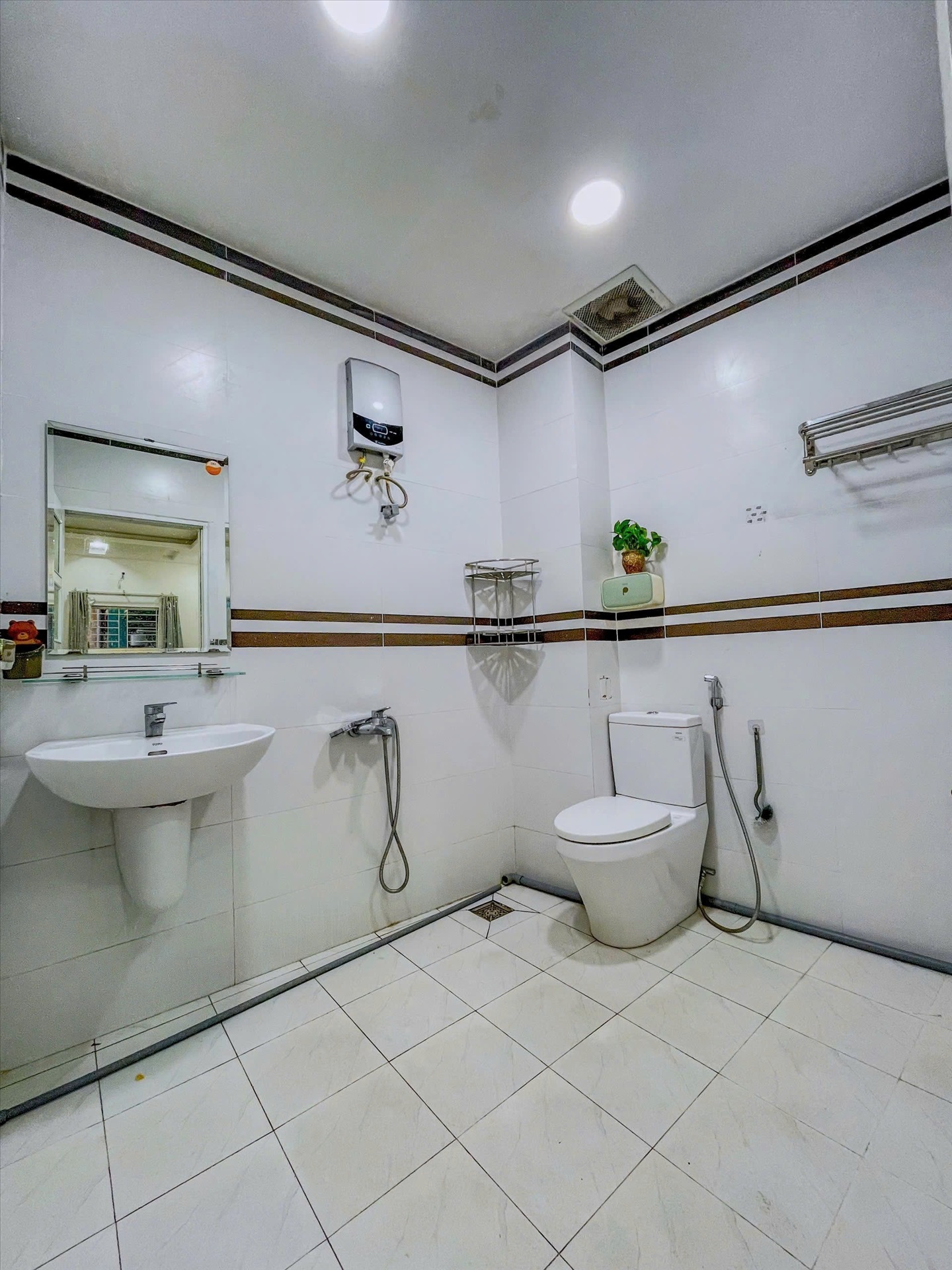 Phòng trọ NM House Trần Quang Diệu - Quận 3 - Phòng (*)