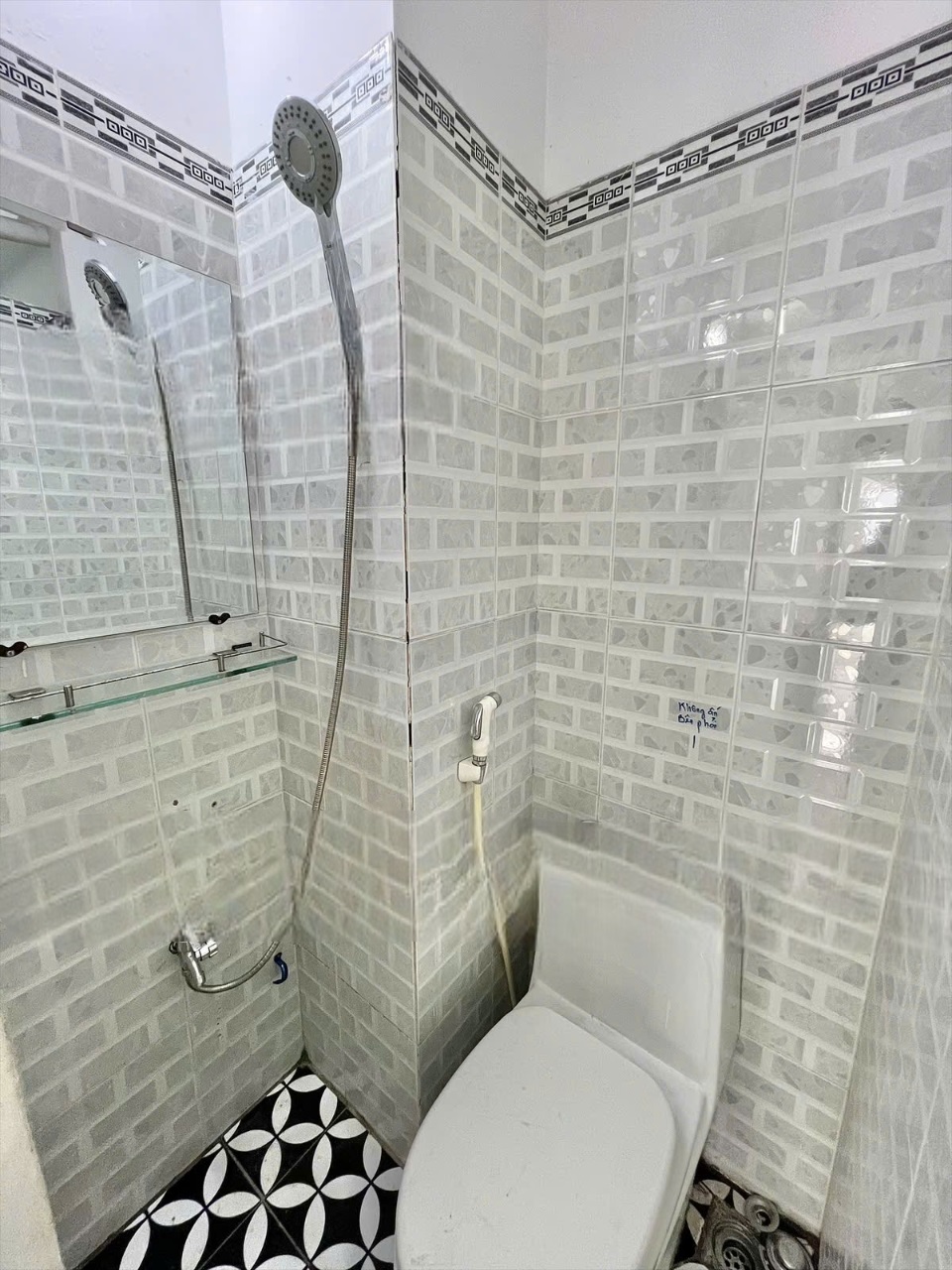 Phòng trọ Studio 25m2 tại DTS House Dương Quảng Hàm - Gò Vấp - Phòng tắm