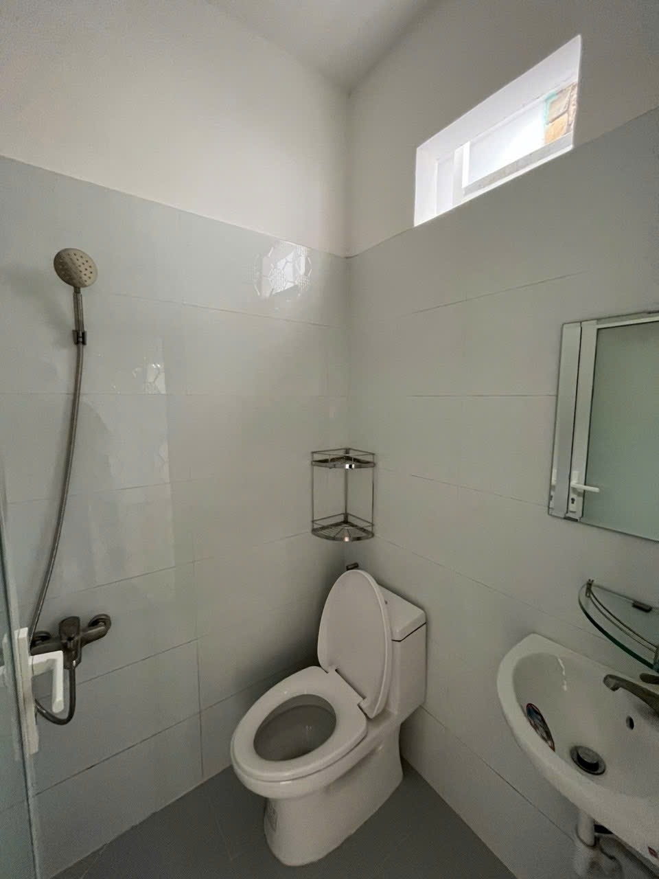 Phòng trọ Duplex 25m2 tại TVQ House Bùi Đình Túy - Bình Thạnh - Phòng tắm