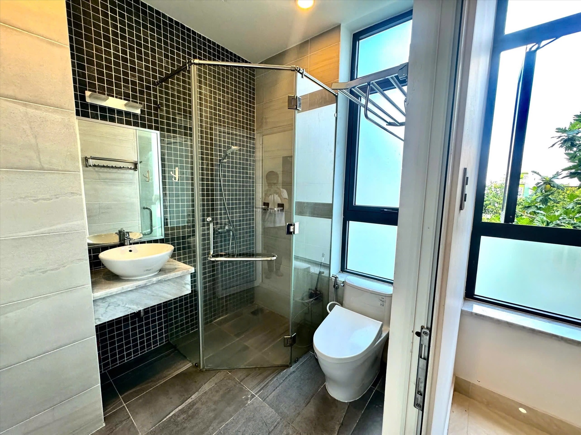 Phòng trọ Studio 30m2 tại HT Home Nguyễn Phúc Chu - Tân Bình - Phòng tắm