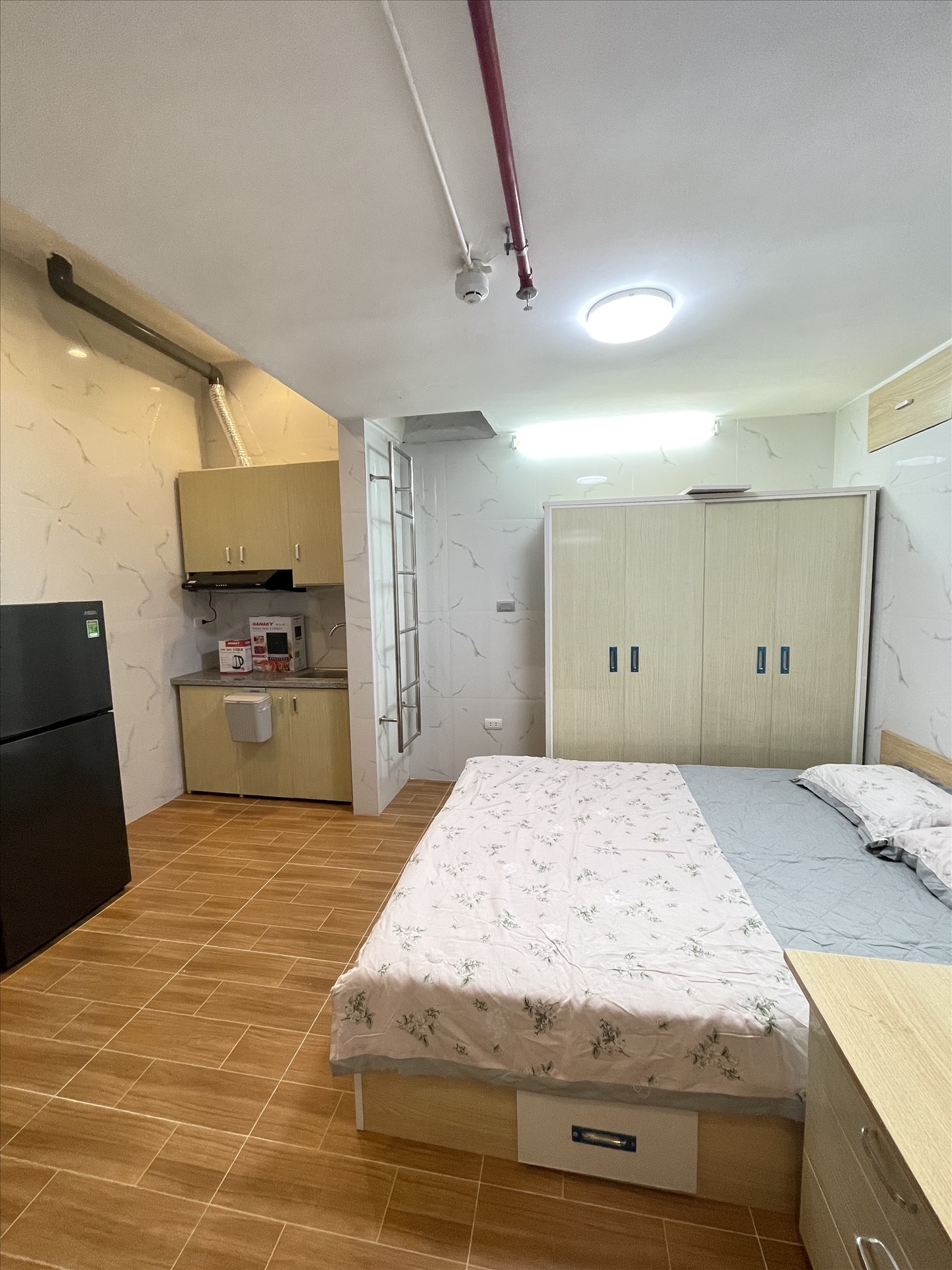 Phòng trọ Studio 35m2 tại Friends Team Thái Thịnh - Đống Đa - Phòng khách