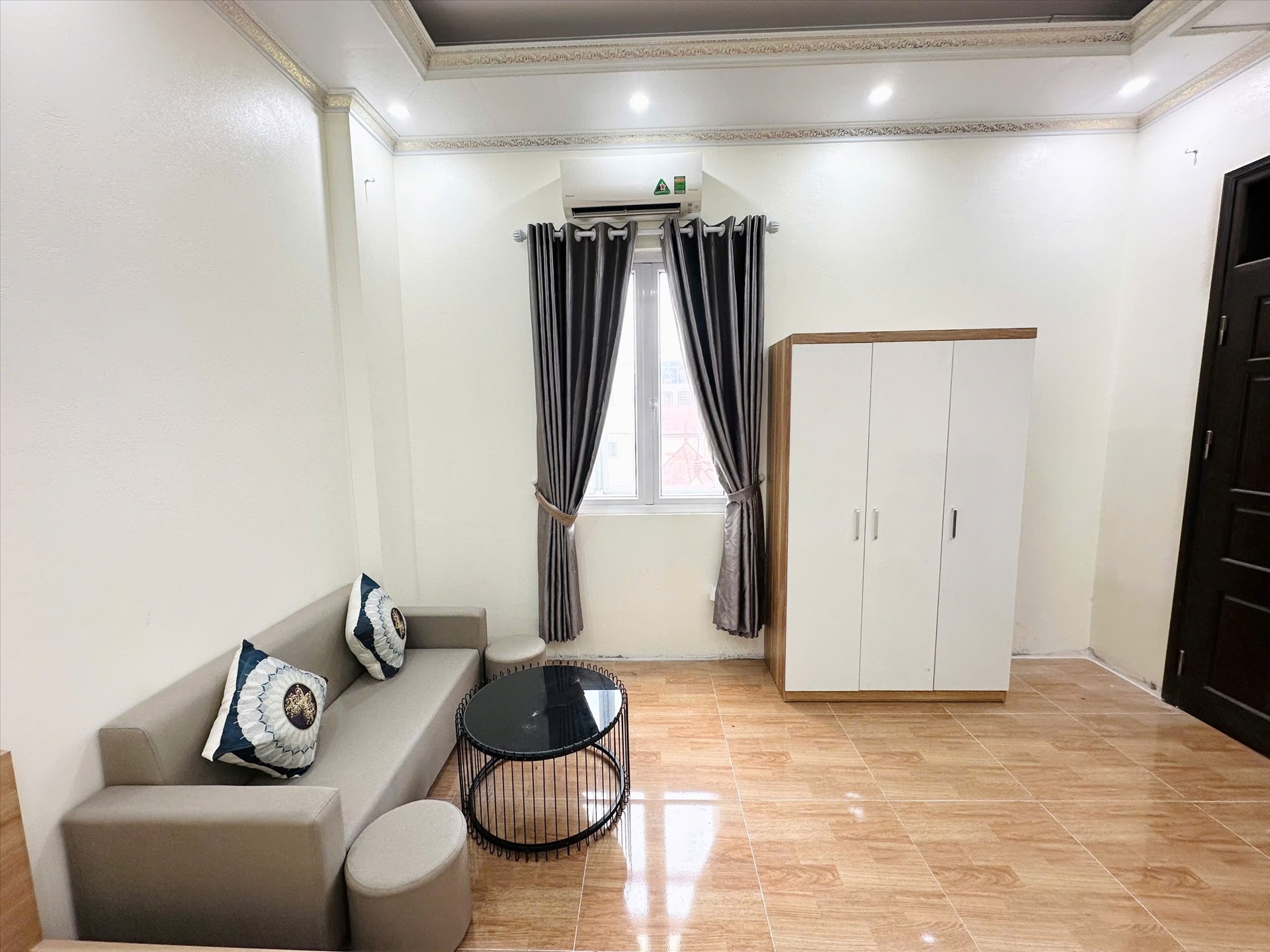 Phòng trọ Studio 25m2 tại 4PS Housing Nguyễn Khánh Toàn - Cầu Giấy - Phòng khách
