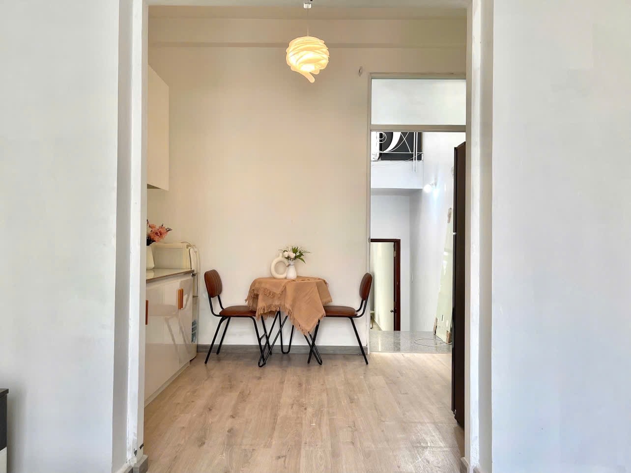 Phòng trọ Bhome Nguyễn Hữu Cảnh - Bình Thạnh - Phòng (*)