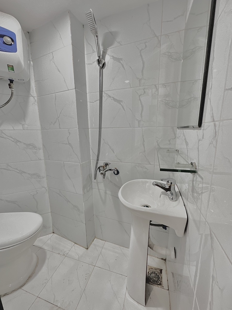 Phòng trọ Duplex 15m2 tại DreamHouse Hoàng Quốc Việt - Cầu Giấy - Phòng tắm
