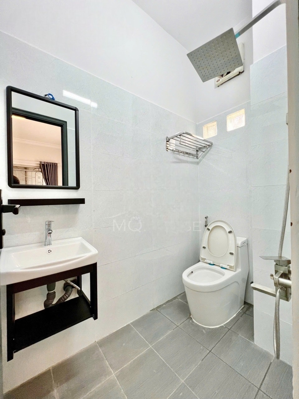 Phòng trọ Studio 25m2 tại CM Home Ba Vân - Tân Bình - Phòng tắm