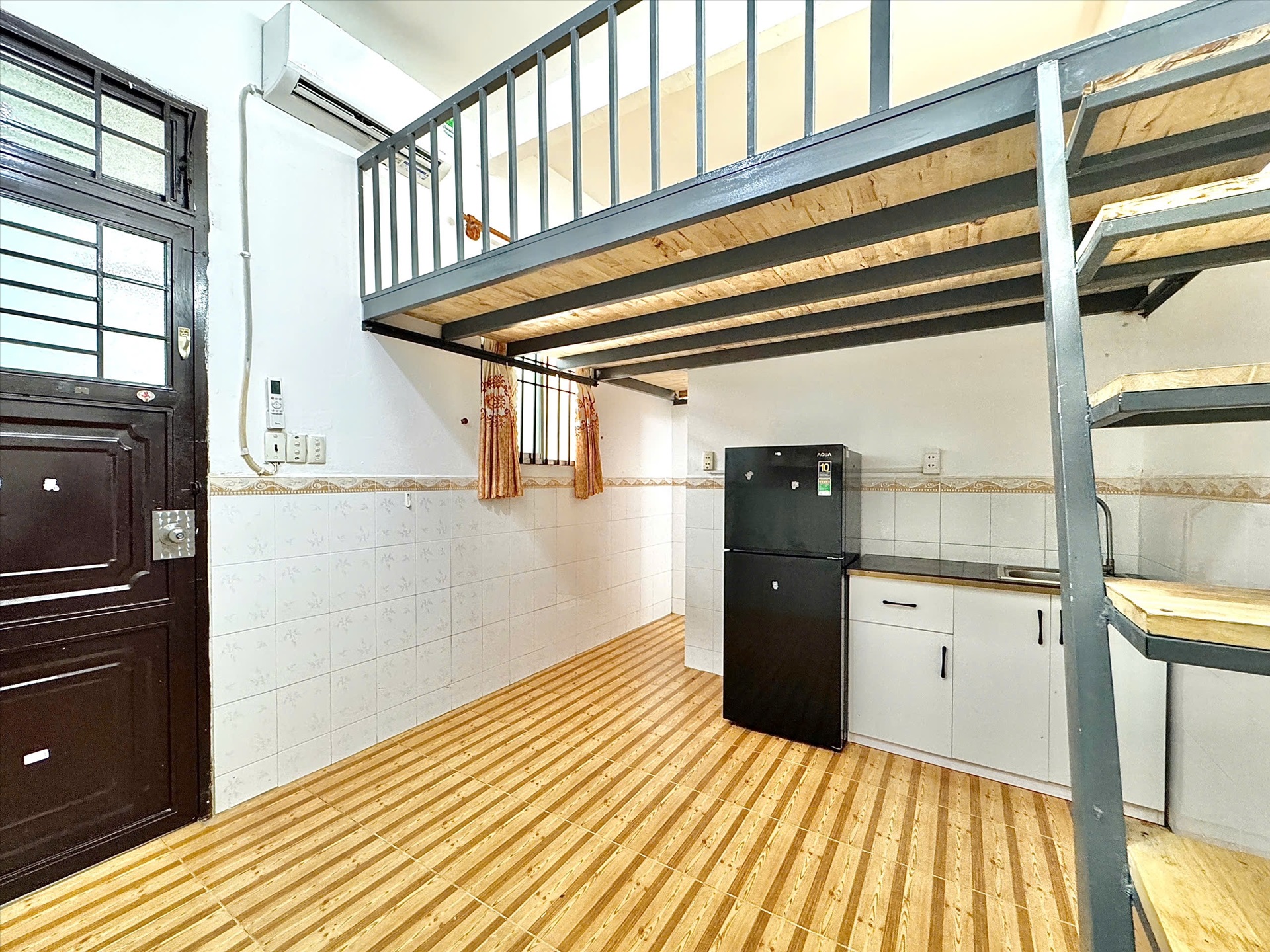 Phòng trọ Lacasa Home Cù Lao - Phú Nhuận - Phòng (*)
