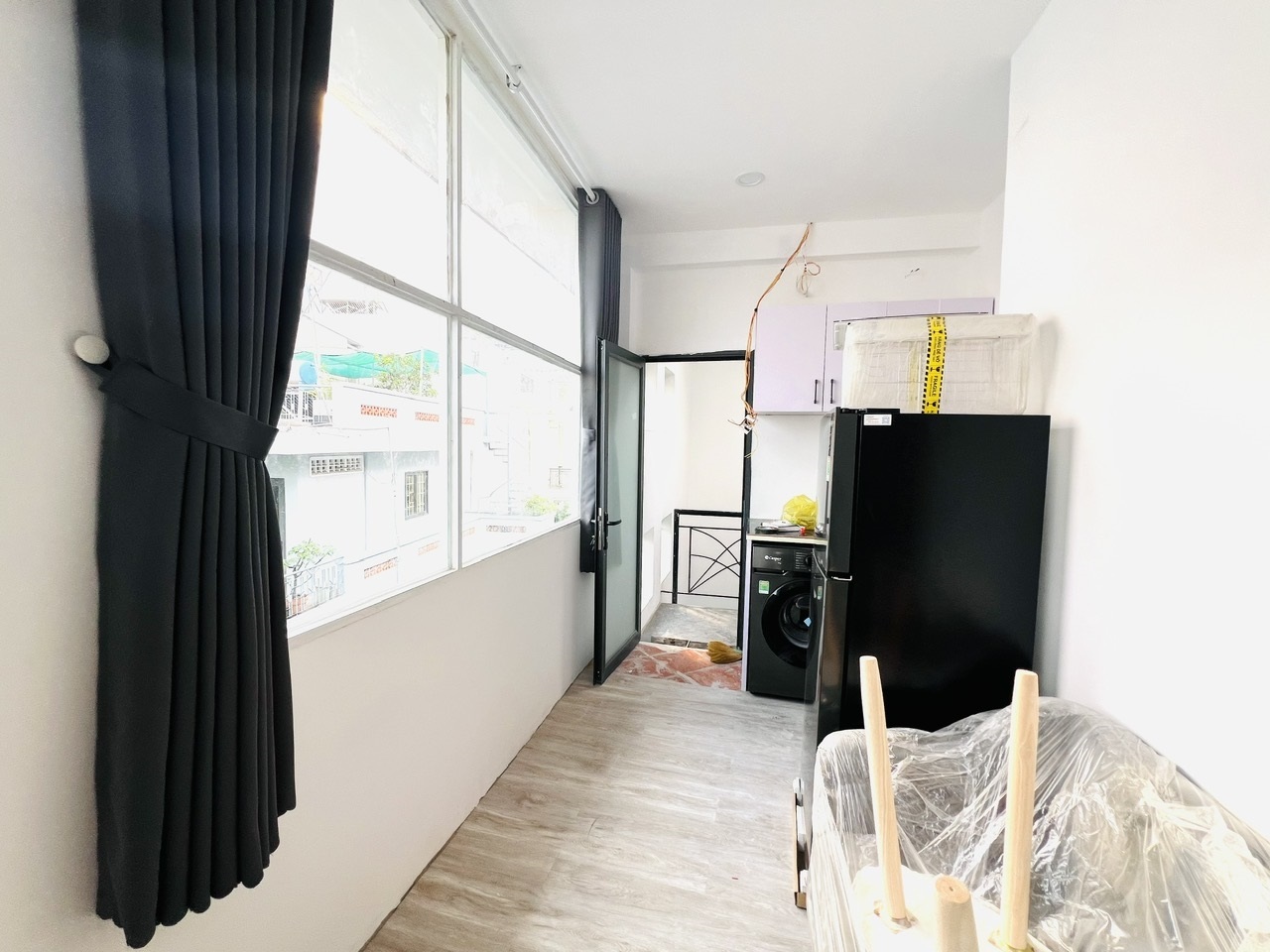 Phòng trọ 2 Phòng ngủ 30m2 tại Uncle House Lý Thường Kiệt - Gò Vấp - Phòng khách