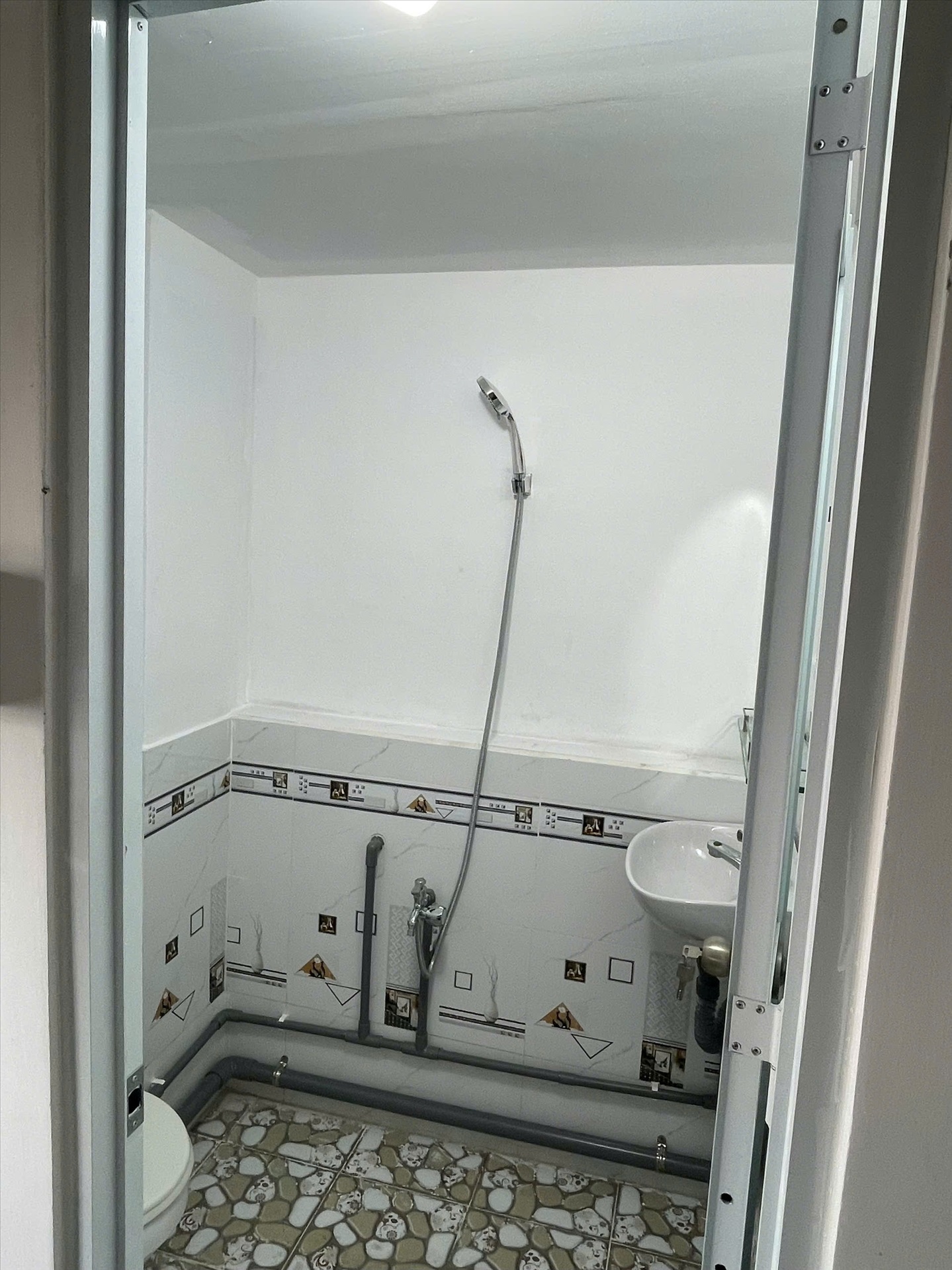Phòng trọ Studio 20m2 tại NL Room Nguyễn Cửu Đàm - Tân Phú - Phòng tắm