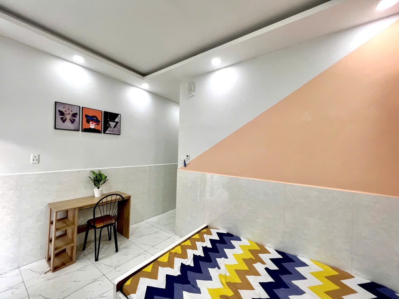 Phòng trọ HT Home Phạm Văn Bạch - Tân Bình - Phòng (*)