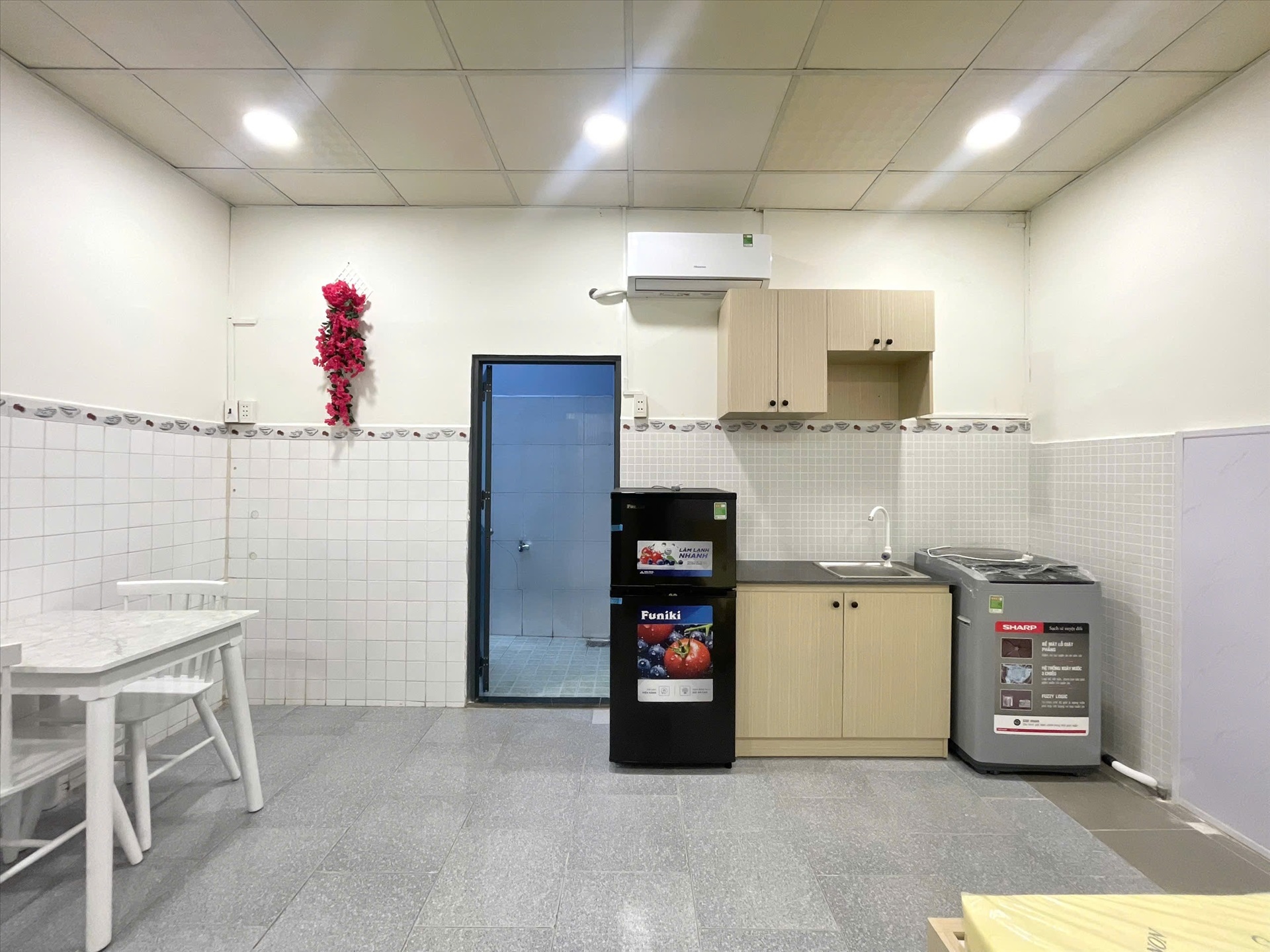 Phòng trọ TH Home Nguyễn Đình Chiểu - Phú Nhuận - Phòng (*)