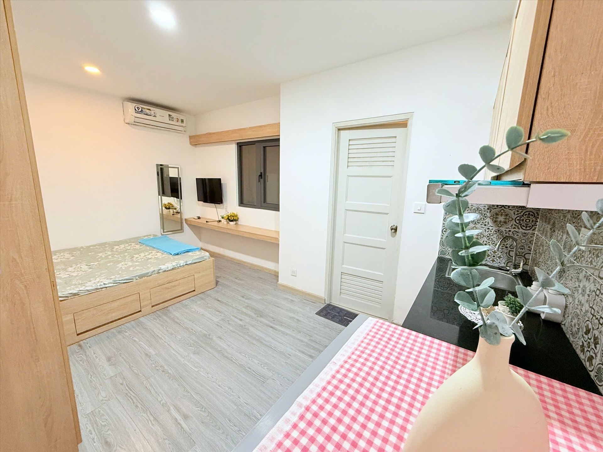 Phòng trọ NT Home Phú Mỹ - Bình Thạnh - Phòng (*)