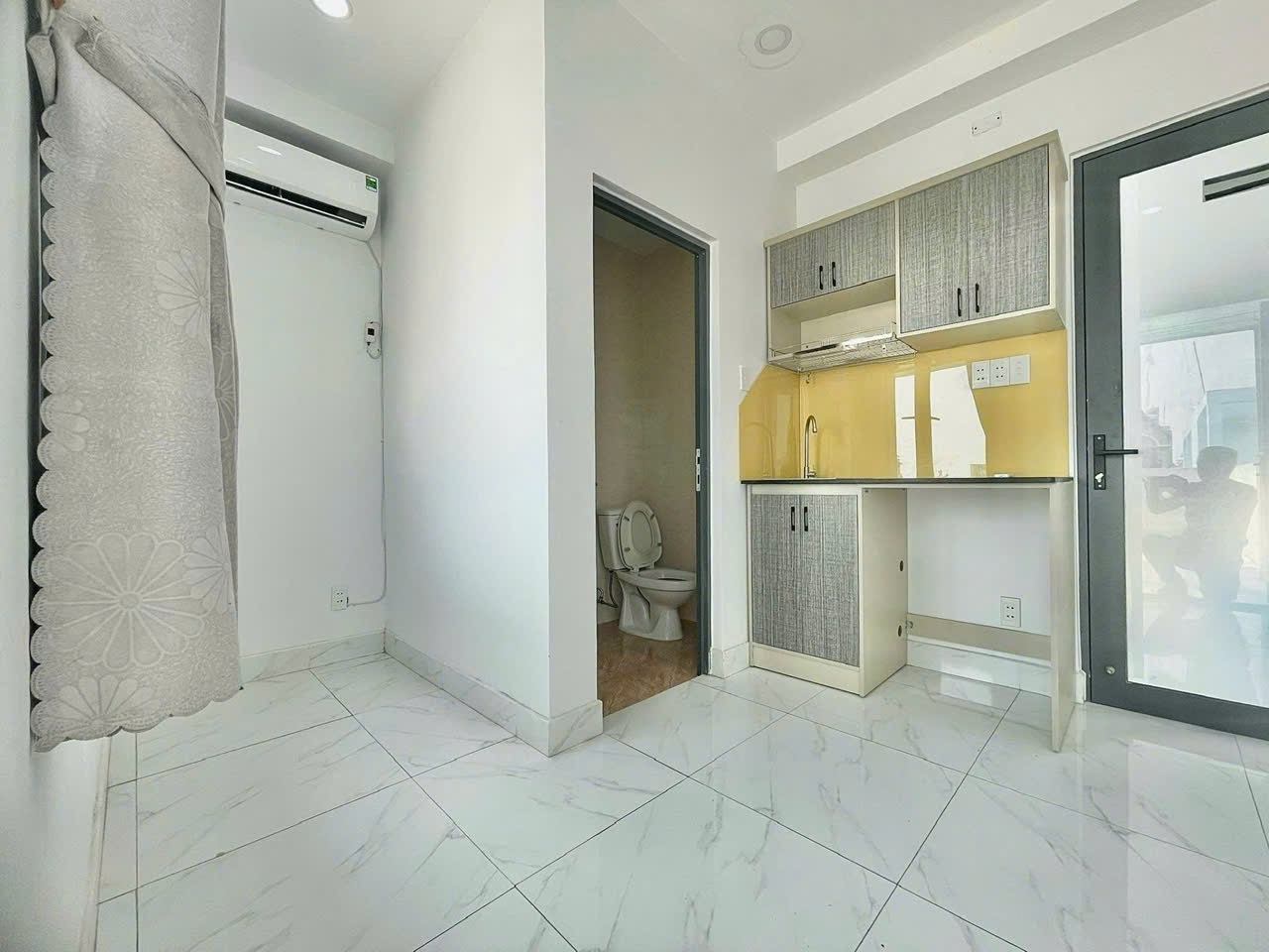 Phòng trọ Lacasa Home Kênh 19/5 - Tân Phú - Phòng (*)